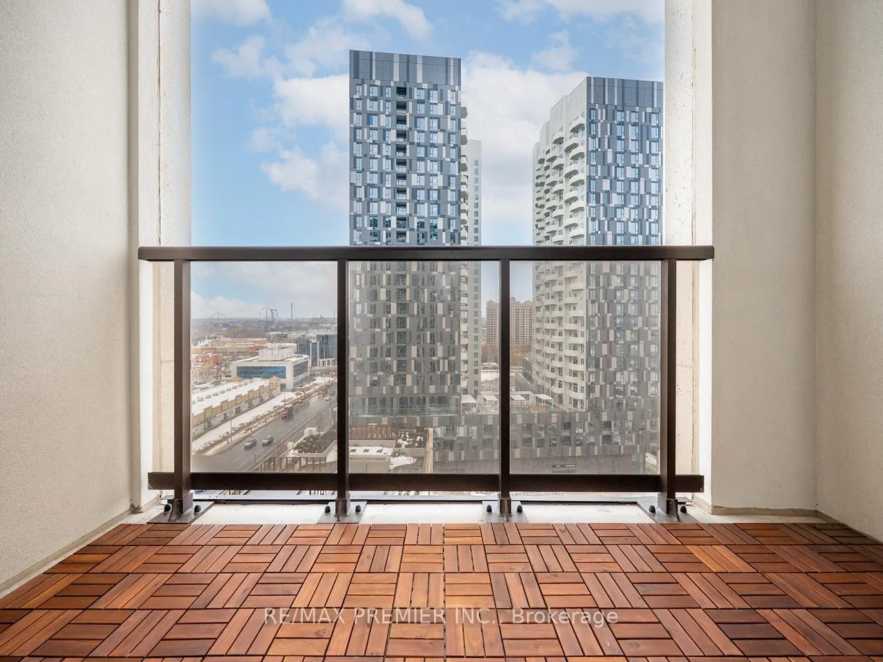 Photo 18 of Unit 1212, 9085 Jane Street, Vaughan, Concord — HOMEH