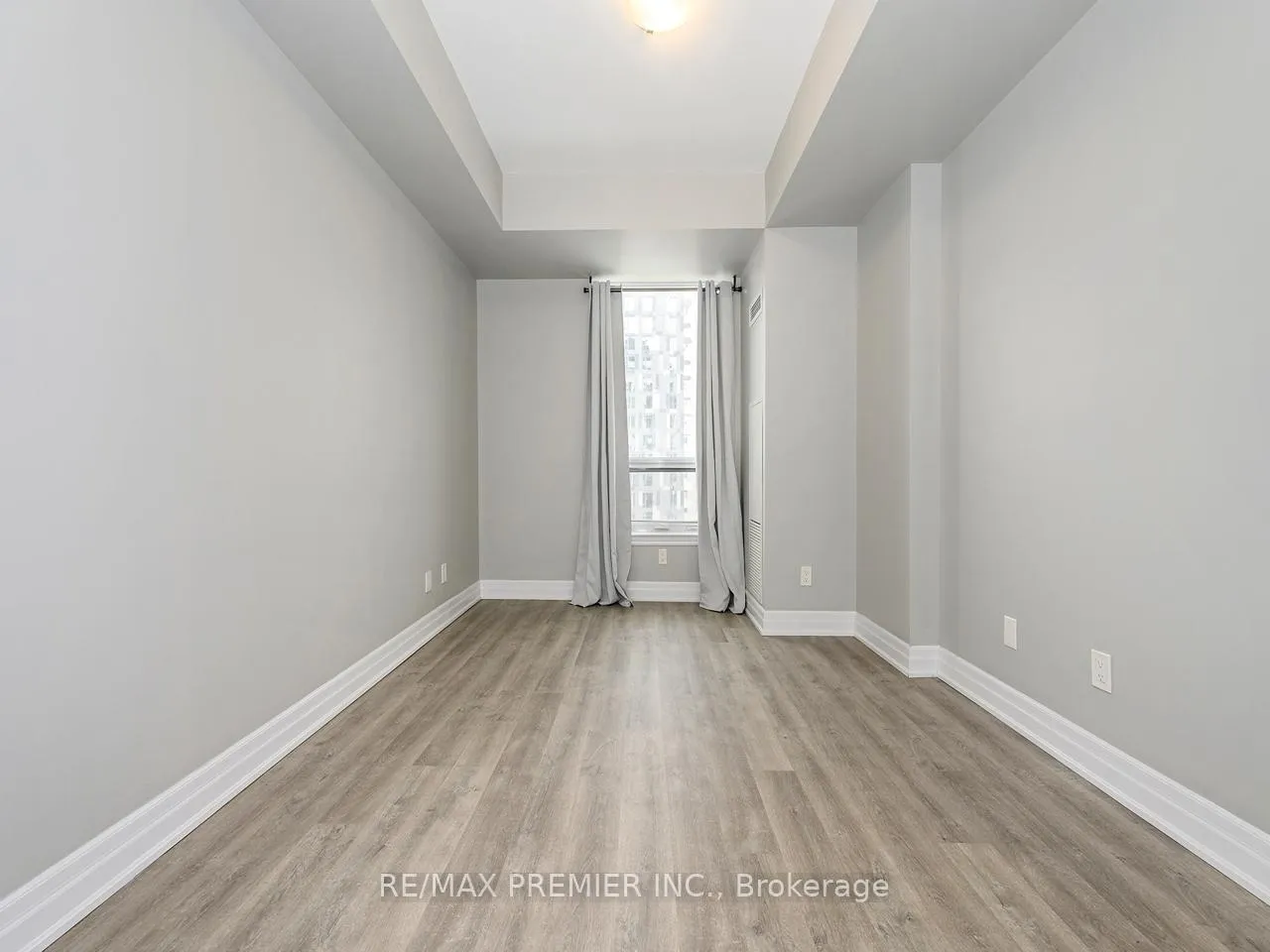 Photo 28 of Unit 1212, 9085 Jane Street, Vaughan, Concord — HOMEH