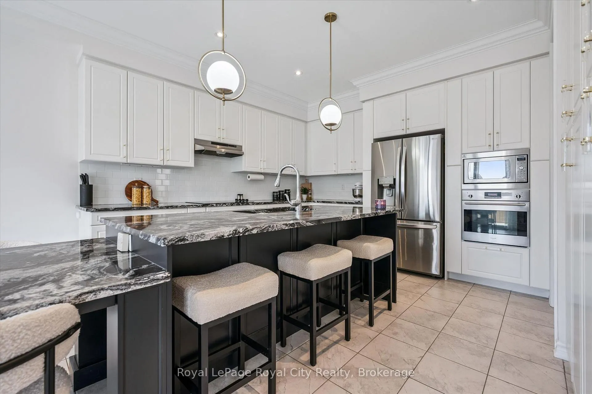 Photo 11 of 145 Harpin Way E, Centre Wellington, Fergus — HOMEH