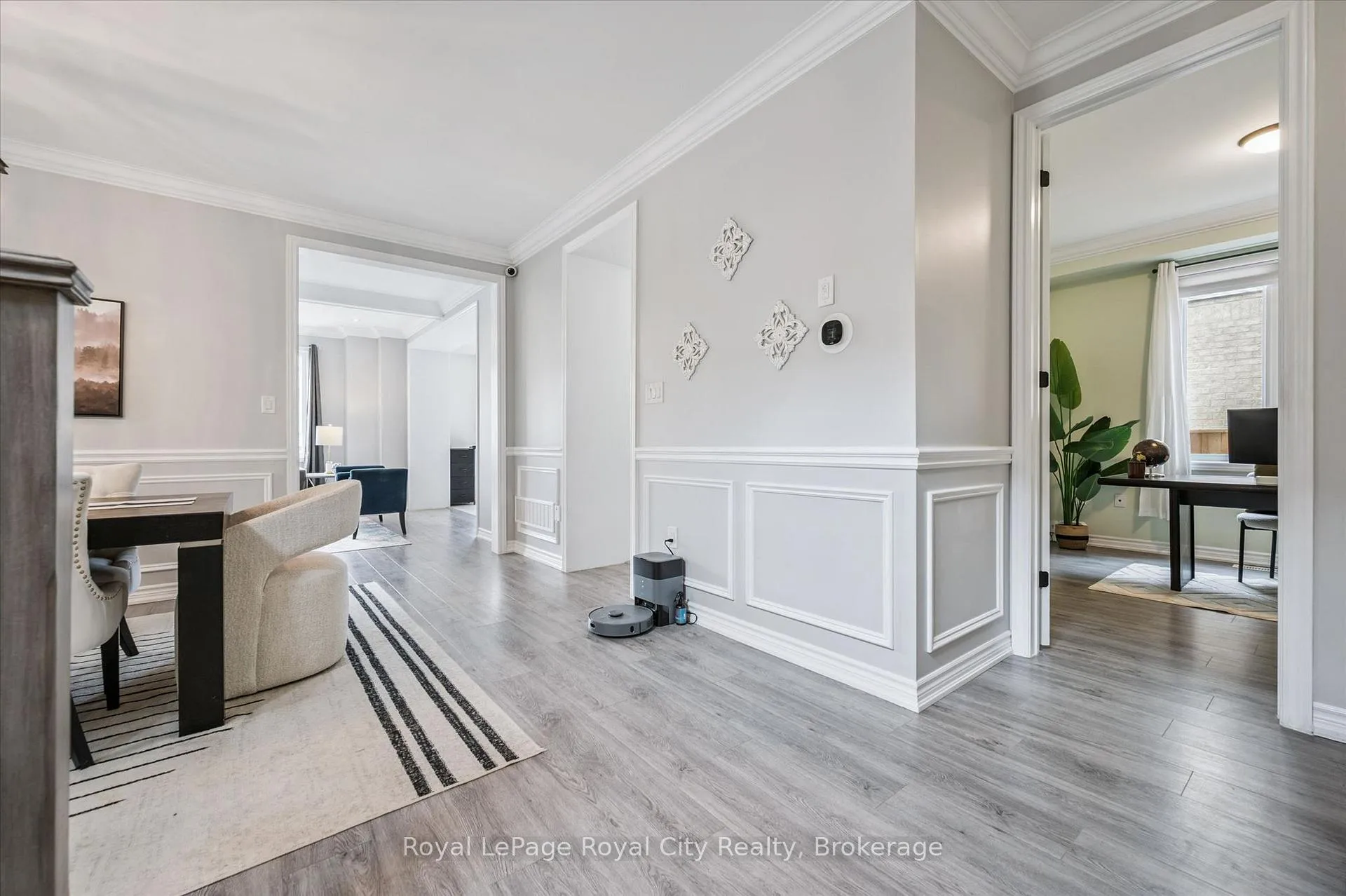 Photo 16 of 145 Harpin Way E, Centre Wellington, Fergus — HOMEH