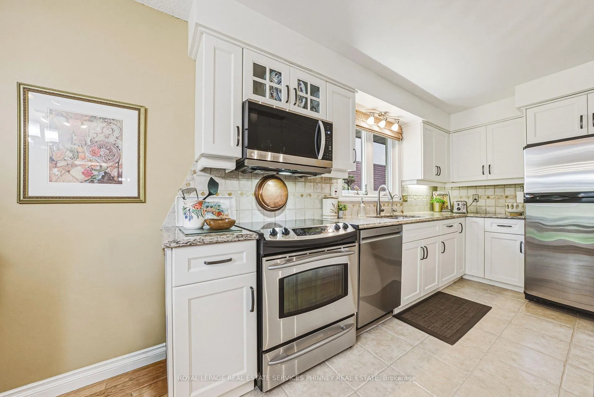 Photo 8 of 48 Tanager Drive, Guelph, Kortright Hills — HOMEH