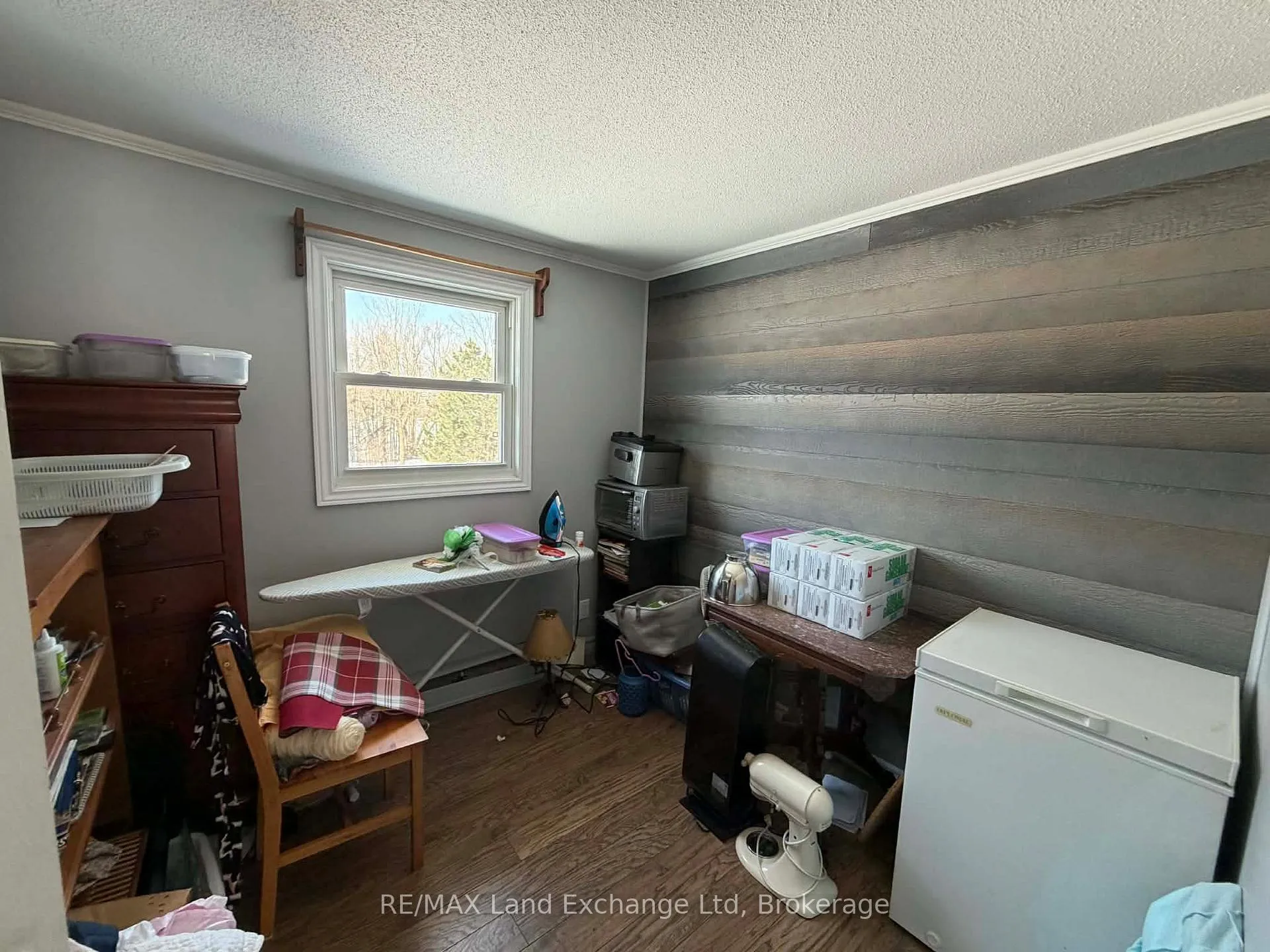 Photo 7 of 246 Diagonal Road, North Huron, Wingham — HOMEH