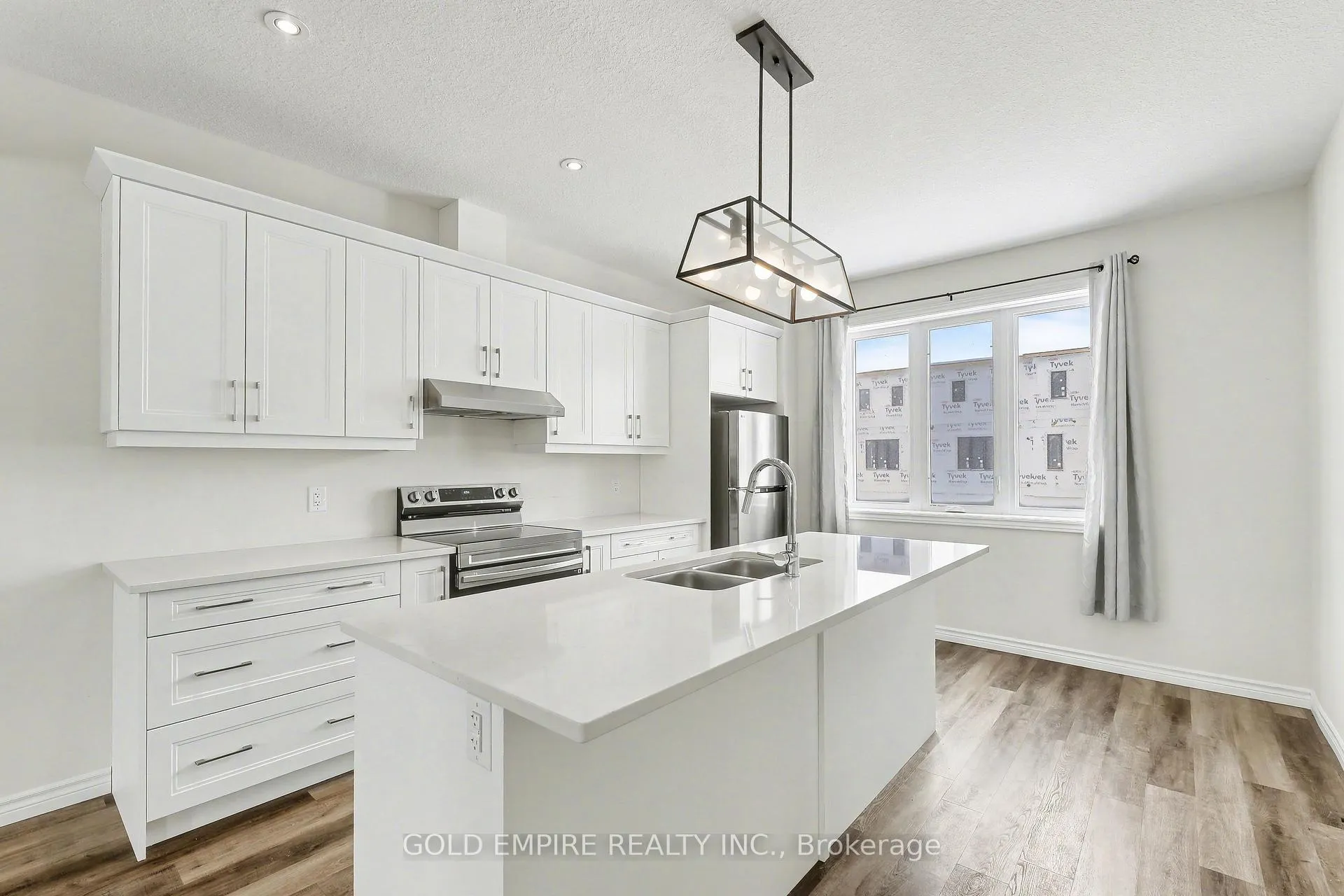 Photo 14 of 373 Callaway Road, London, North R — HOMEH