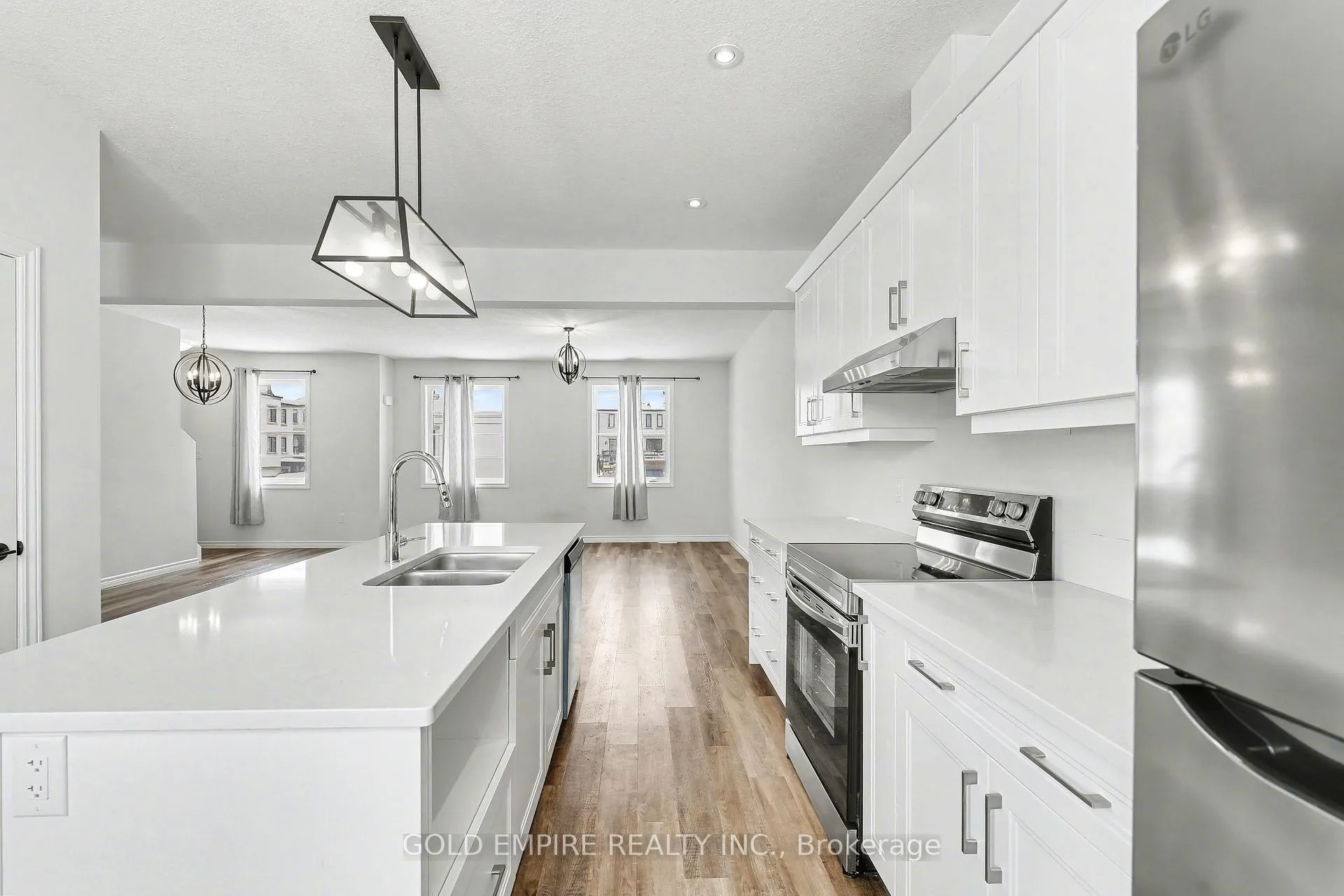 Photo 15 of 373 Callaway Road, London, North R — HOMEH