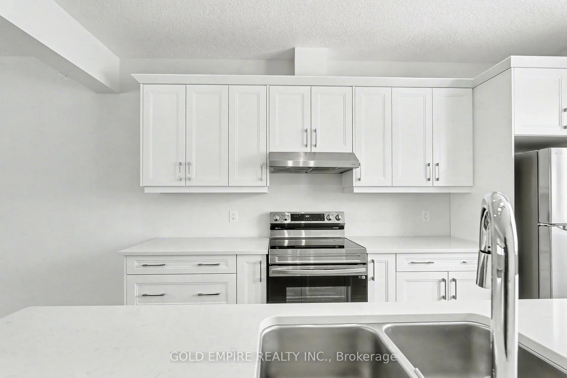 Photo 17 of 373 Callaway Road, London, North R — HOMEH