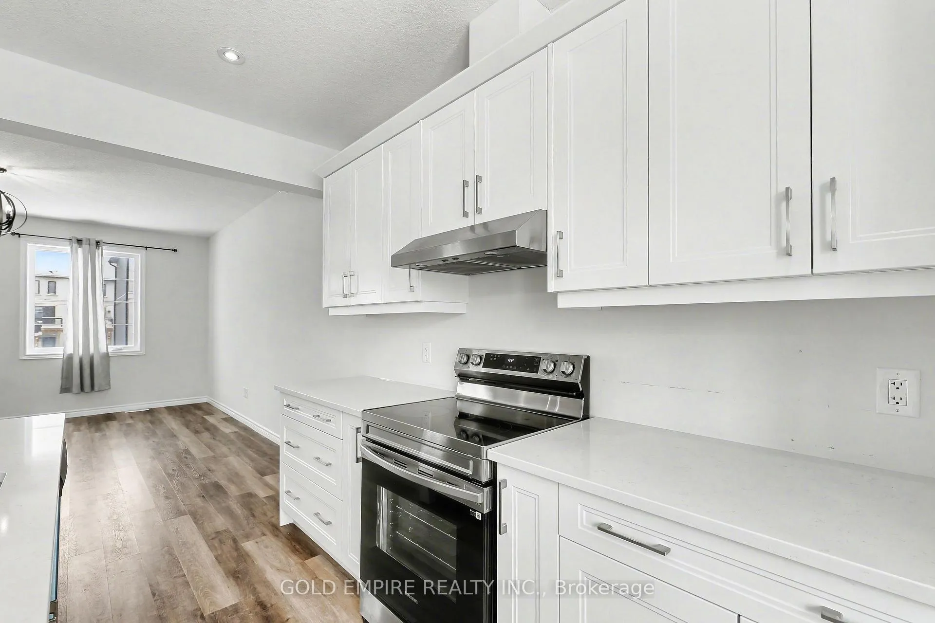 Photo 18 of 373 Callaway Road, London, North R — HOMEH