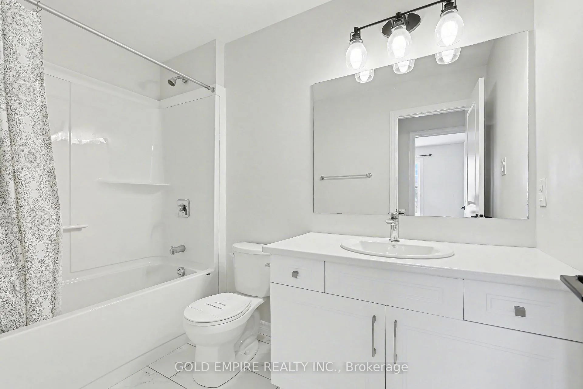 Photo 27 of 373 Callaway Road, London, North R — HOMEH