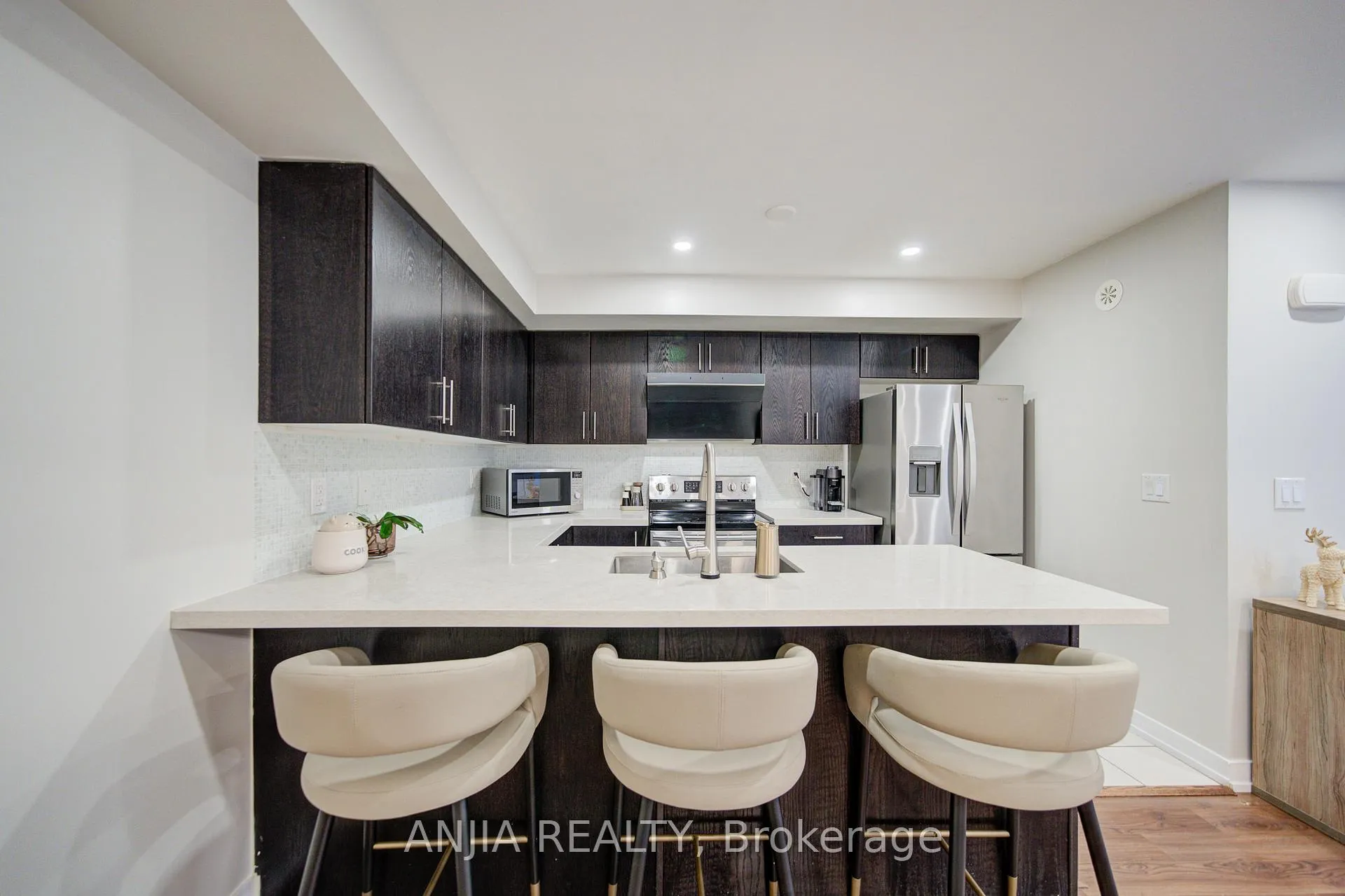 Photo 25 of Unit 1205, 11 Dunsheath Way, Markham, Cornell — HOMEH