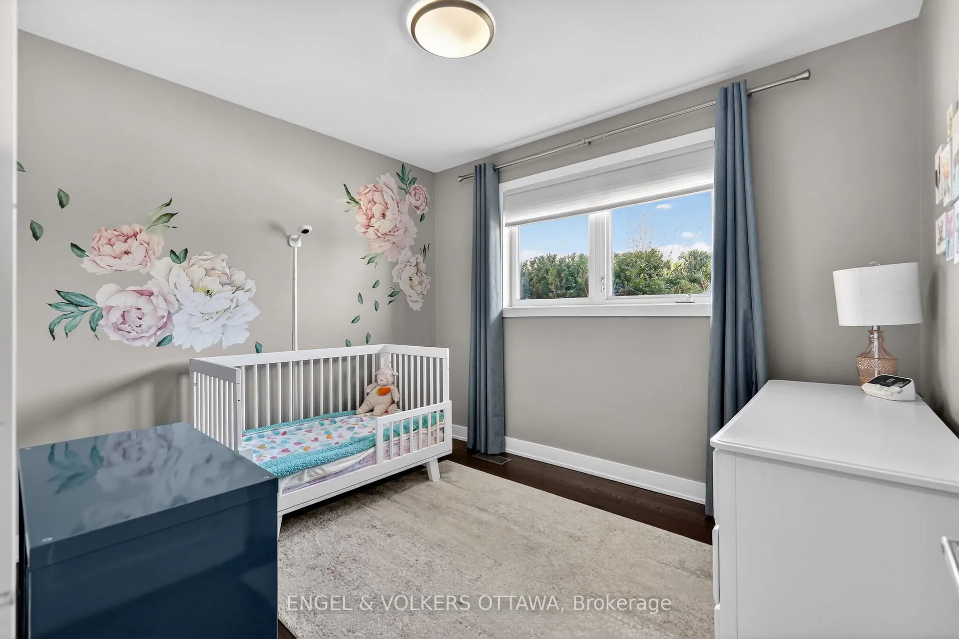 Photo 22 of 754 Cork Street, Ottawa, Elmvale Acres — HOMEH