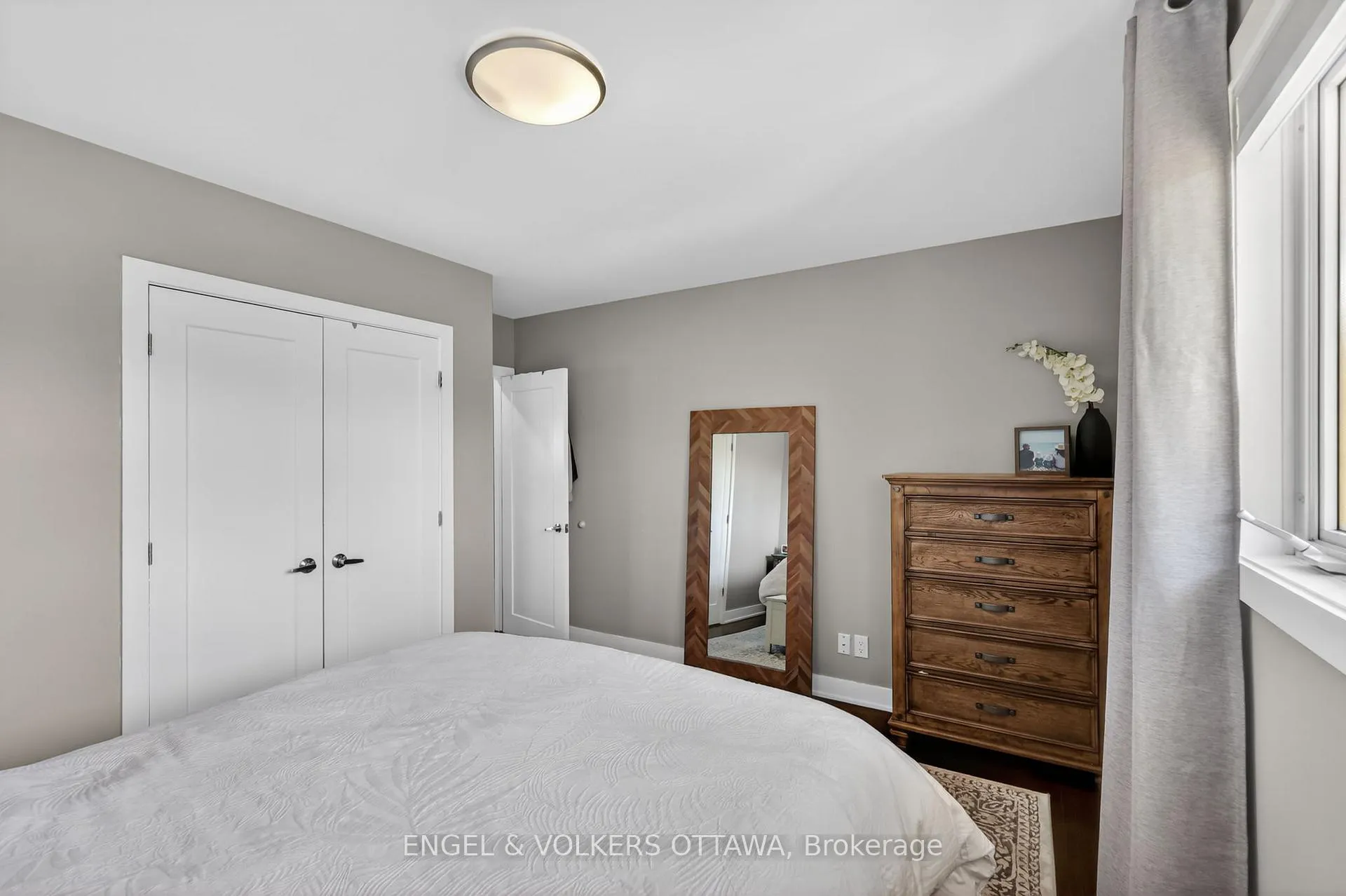 Photo 26 of 754 Cork Street, Ottawa, Elmvale Acres — HOMEH