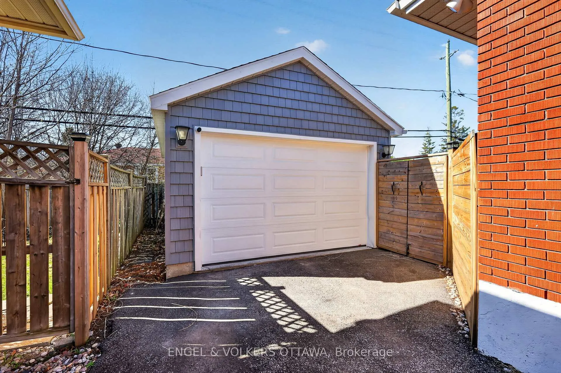 Photo 35 of 754 Cork Street, Ottawa, Elmvale Acres — HOMEH