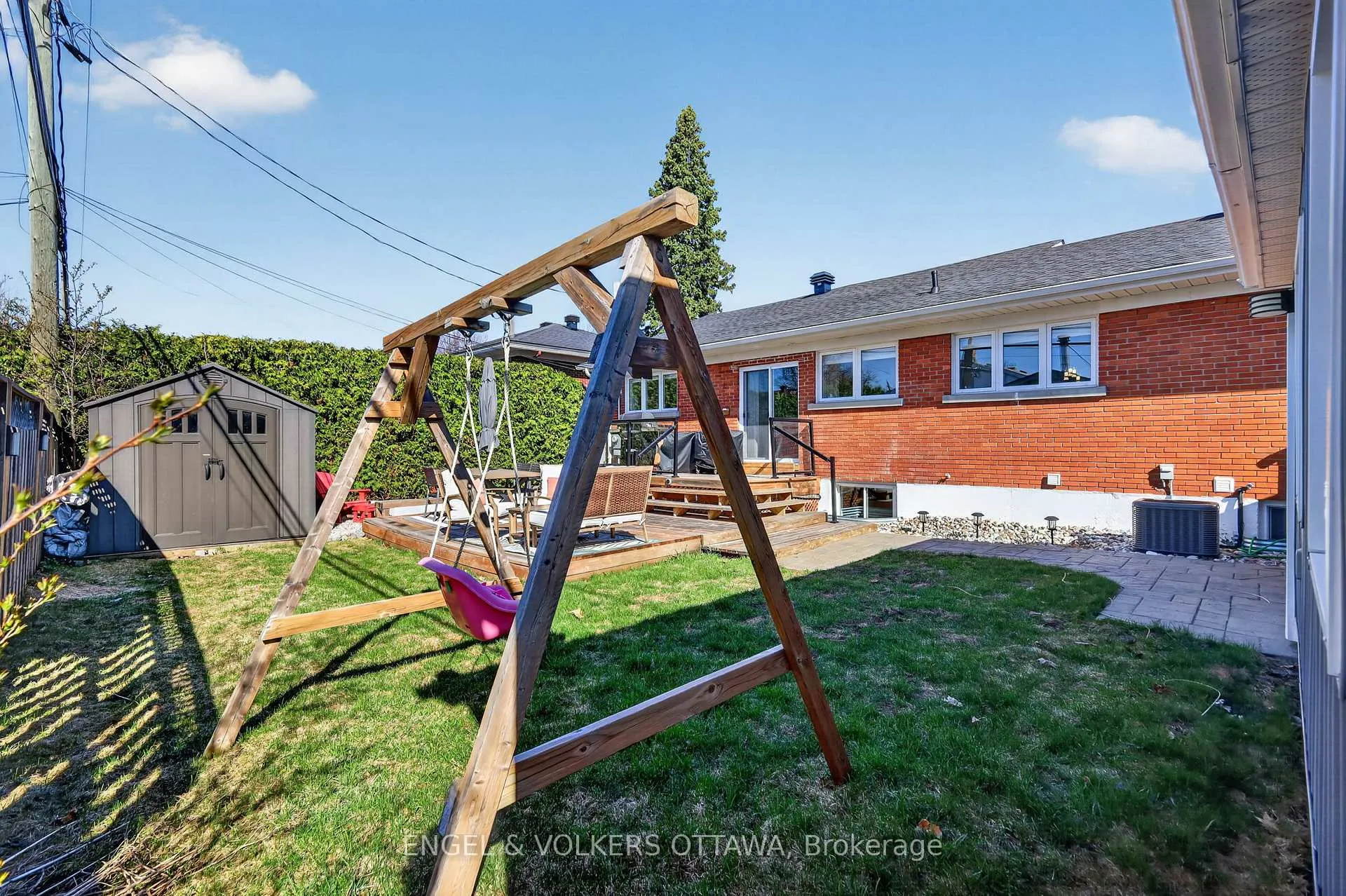 Photo 39 of 754 Cork Street, Ottawa, Elmvale Acres — HOMEH