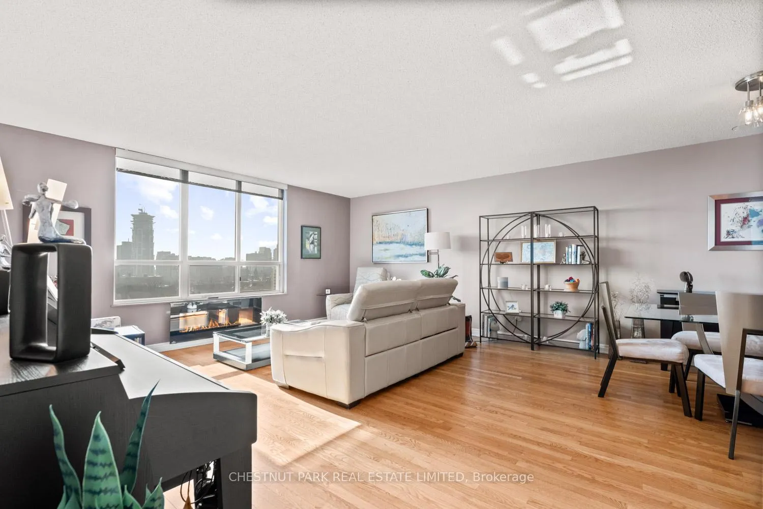 Photo 6 of Unit 1606, 35 Merton Street, Toronto, Mount Pleasant West — HOMEH