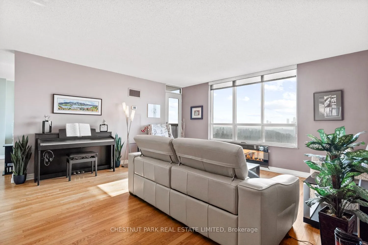 Photo 9 of Unit 1606, 35 Merton Street, Toronto, Mount Pleasant West — HOMEH