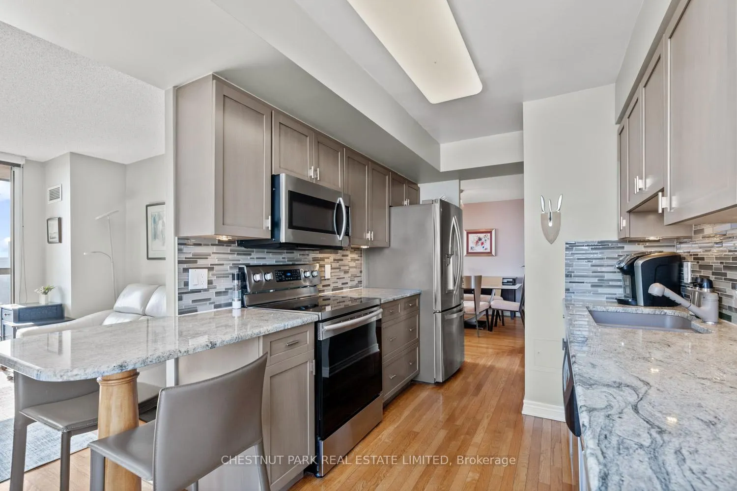 Photo 13 of Unit 1606, 35 Merton Street, Toronto, Mount Pleasant West — HOMEH