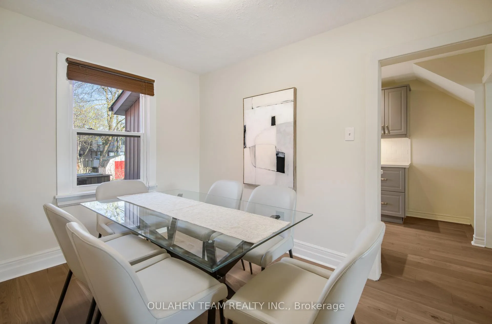 Photo 8 of 127 Rumsey Road, Toronto, Leaside — HOMEH