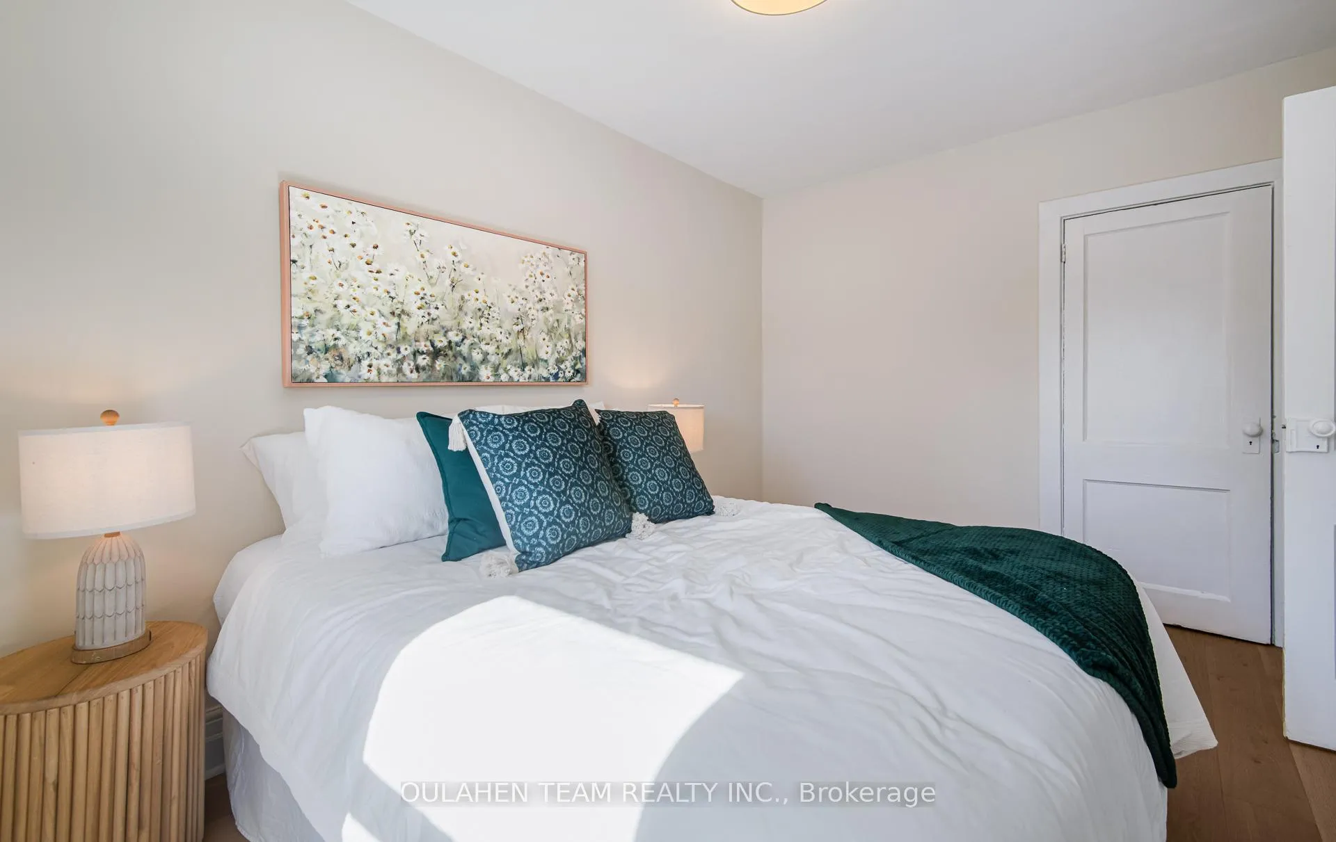 Photo 14 of 127 Rumsey Road, Toronto, Leaside — HOMEH