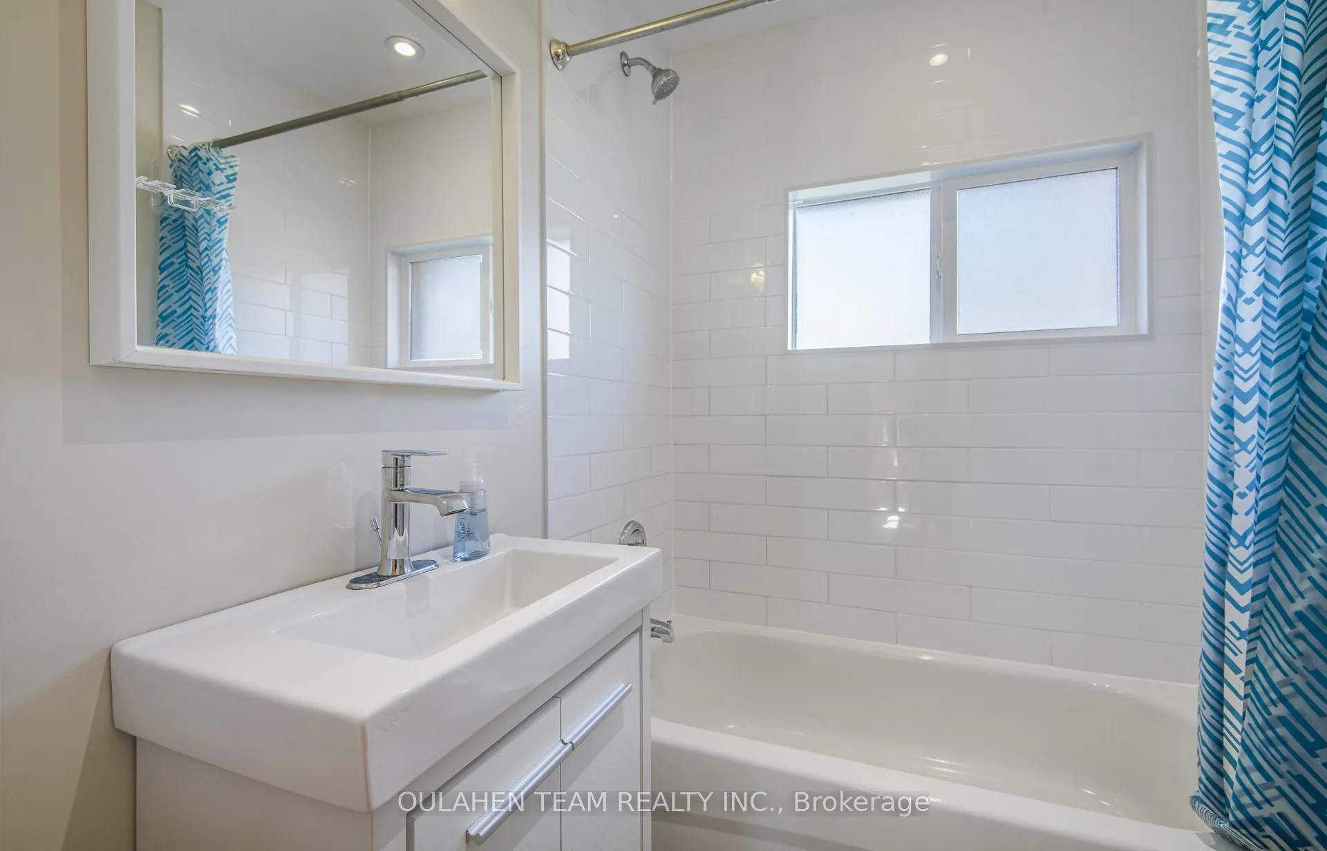 Photo 19 of 127 Rumsey Road, Toronto, Leaside — HOMEH