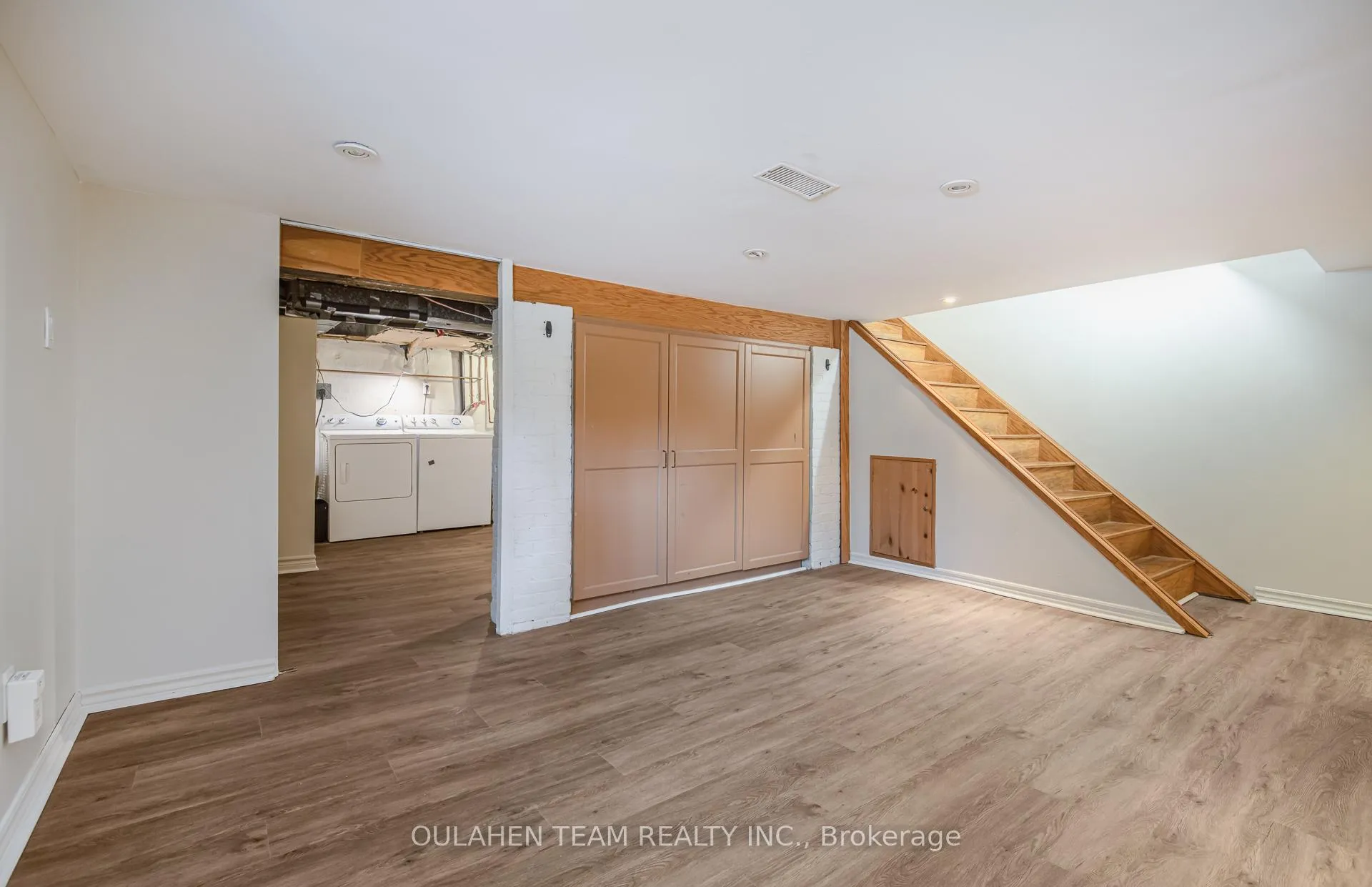 Photo 21 of 127 Rumsey Road, Toronto, Leaside — HOMEH