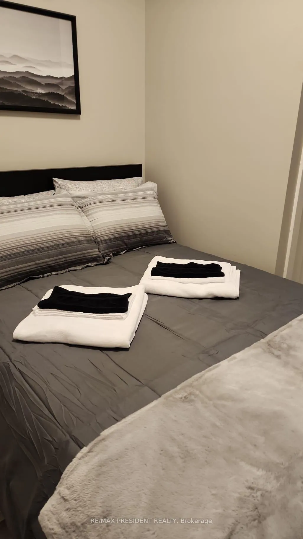 Photo 11 of Unit 113, 6065 Mcleod Road, Niagara Falls, Arad/Fallsview — HOMEH