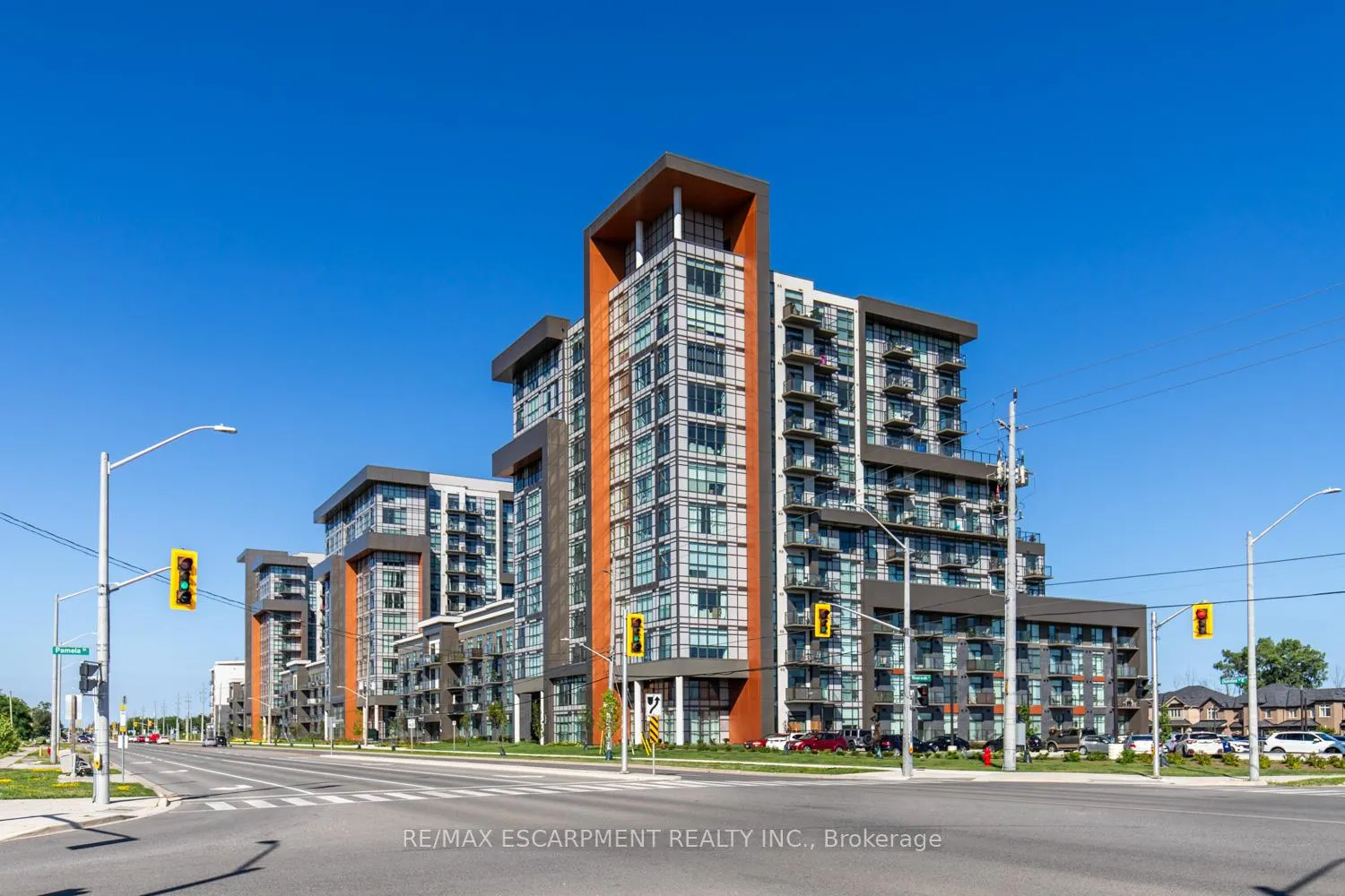 Photo 1 of Unit 714, 450 Dundas Street E, Hamilton, Waterdown — HOMEH