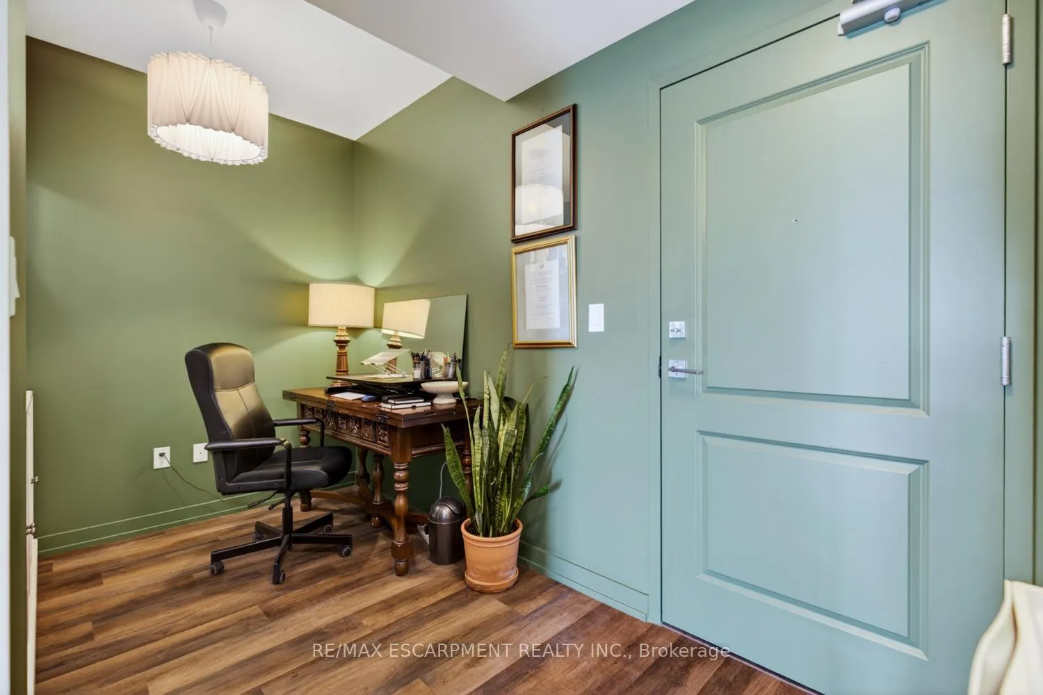 Photo 6 of Unit 714, 450 Dundas Street E, Hamilton, Waterdown — HOMEH