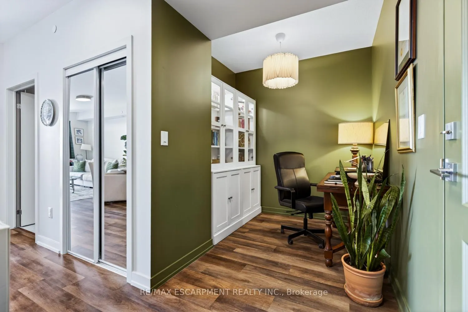Photo 7 of Unit 714, 450 Dundas Street E, Hamilton, Waterdown — HOMEH