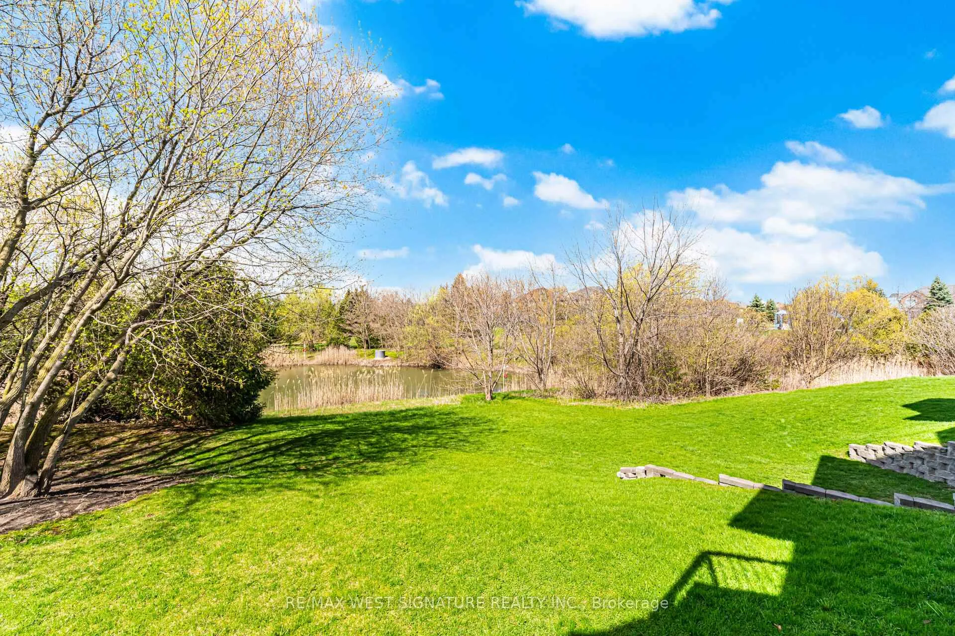 Photo 27 of Unit 102, 75 Treelawn Boulevard, Vaughan, Kleinburg — HOMEH