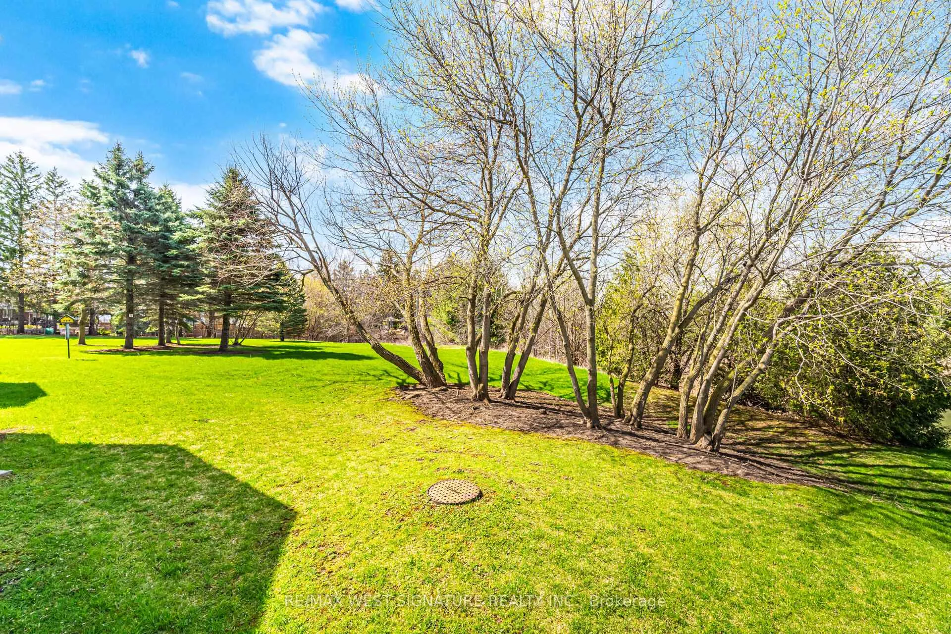 Photo 28 of Unit 102, 75 Treelawn Boulevard, Vaughan, Kleinburg — HOMEH