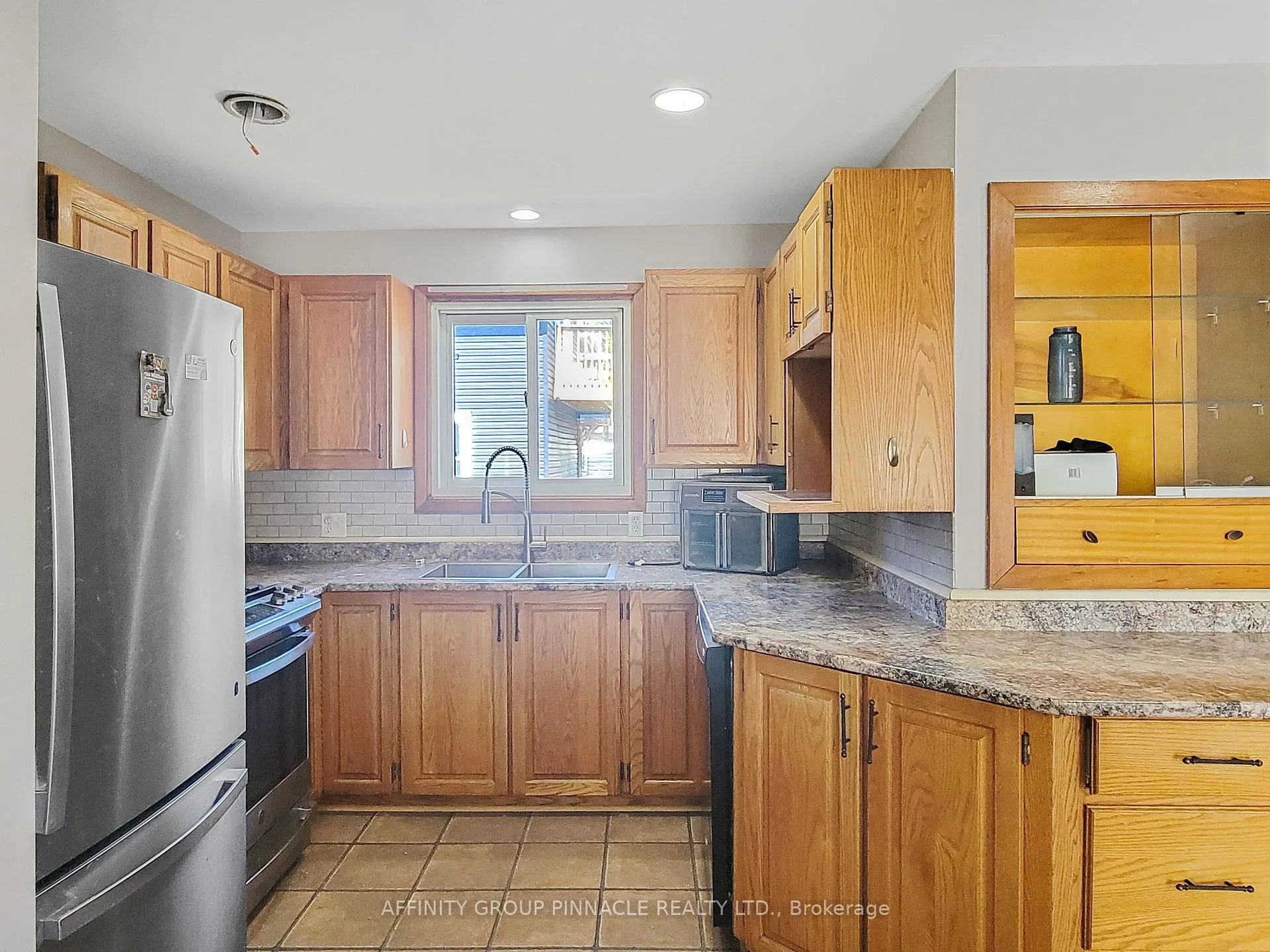Photo 13 of 221 Dill Street, Bracebridge, Monck (Bracebridge) — HOMEH