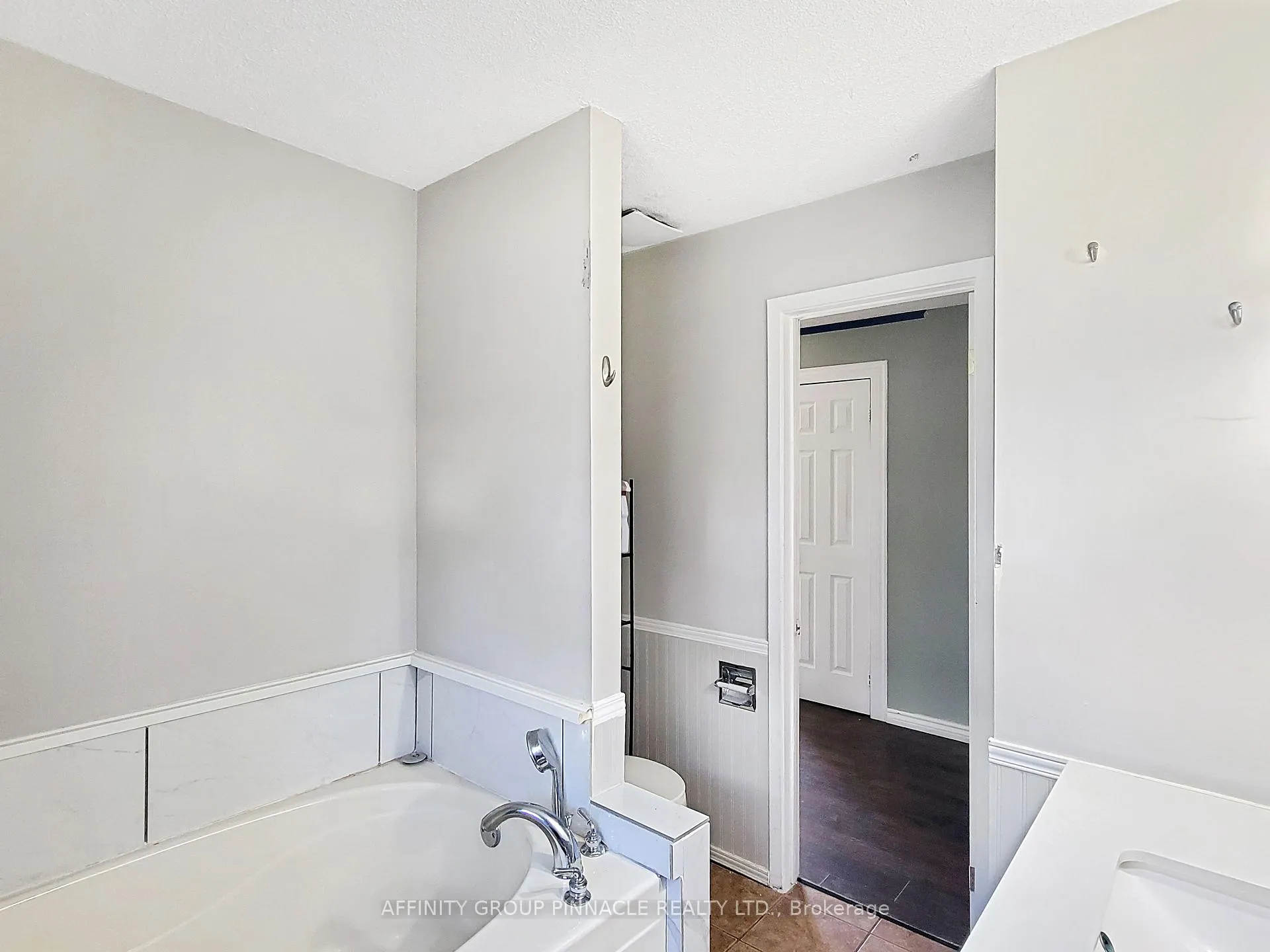 Photo 18 of 221 Dill Street, Bracebridge, Monck (Bracebridge) — HOMEH