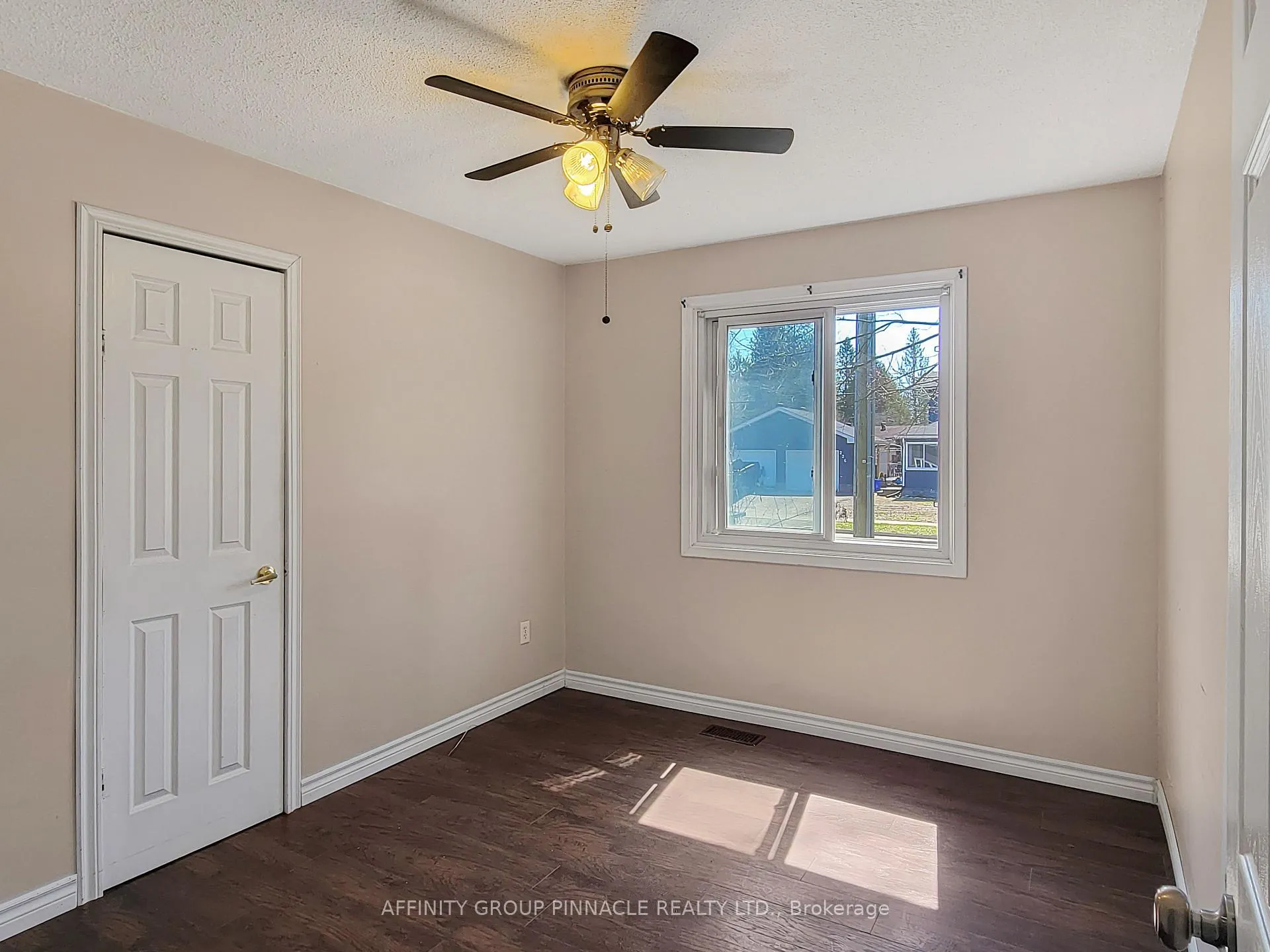 Photo 19 of 221 Dill Street, Bracebridge, Monck (Bracebridge) — HOMEH