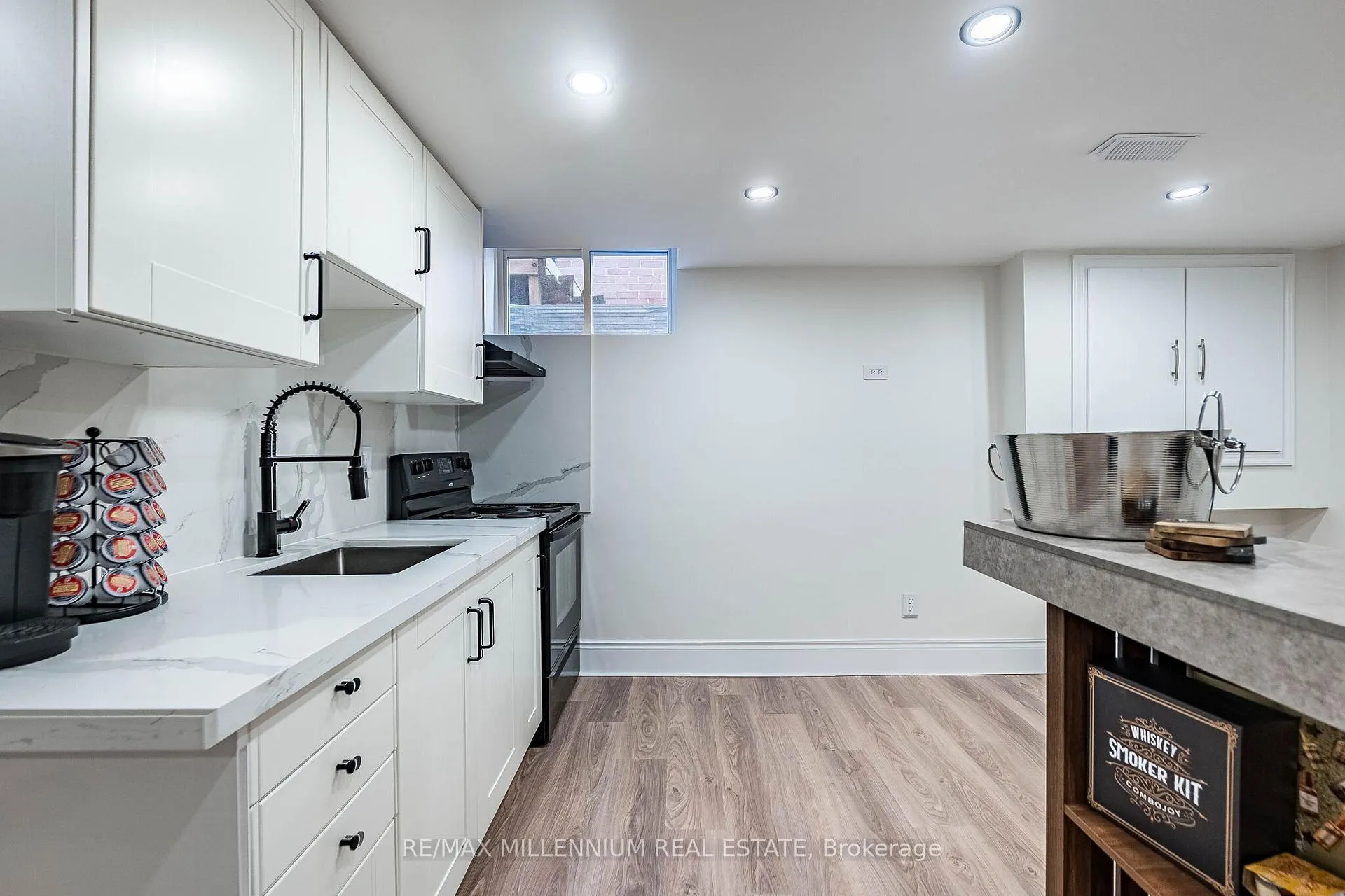 Photo 30 of 74 Atkins Circle, Brampton, Northwood Park — HOMEH