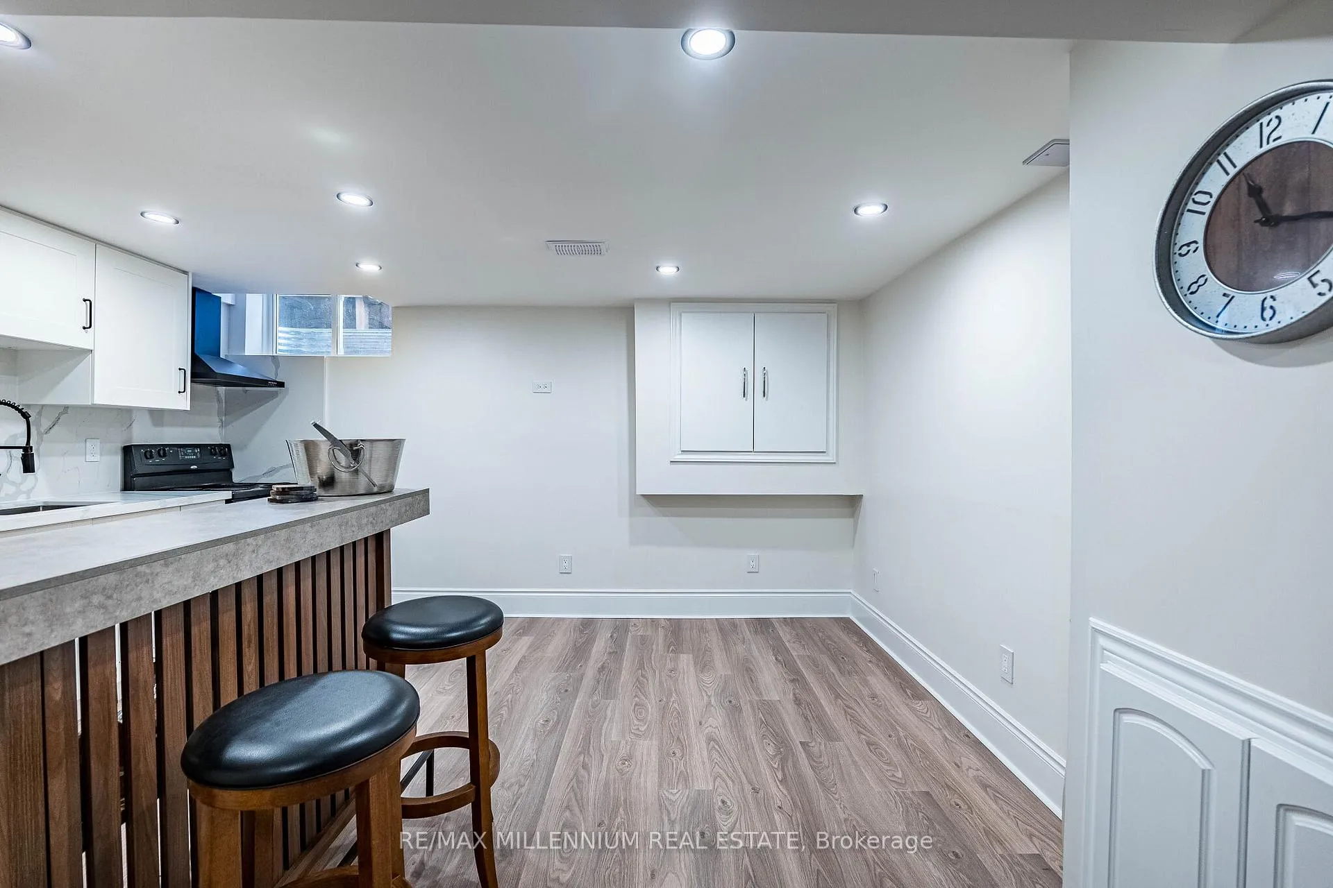 Photo 38 of 74 Atkins Circle, Brampton, Northwood Park — HOMEH
