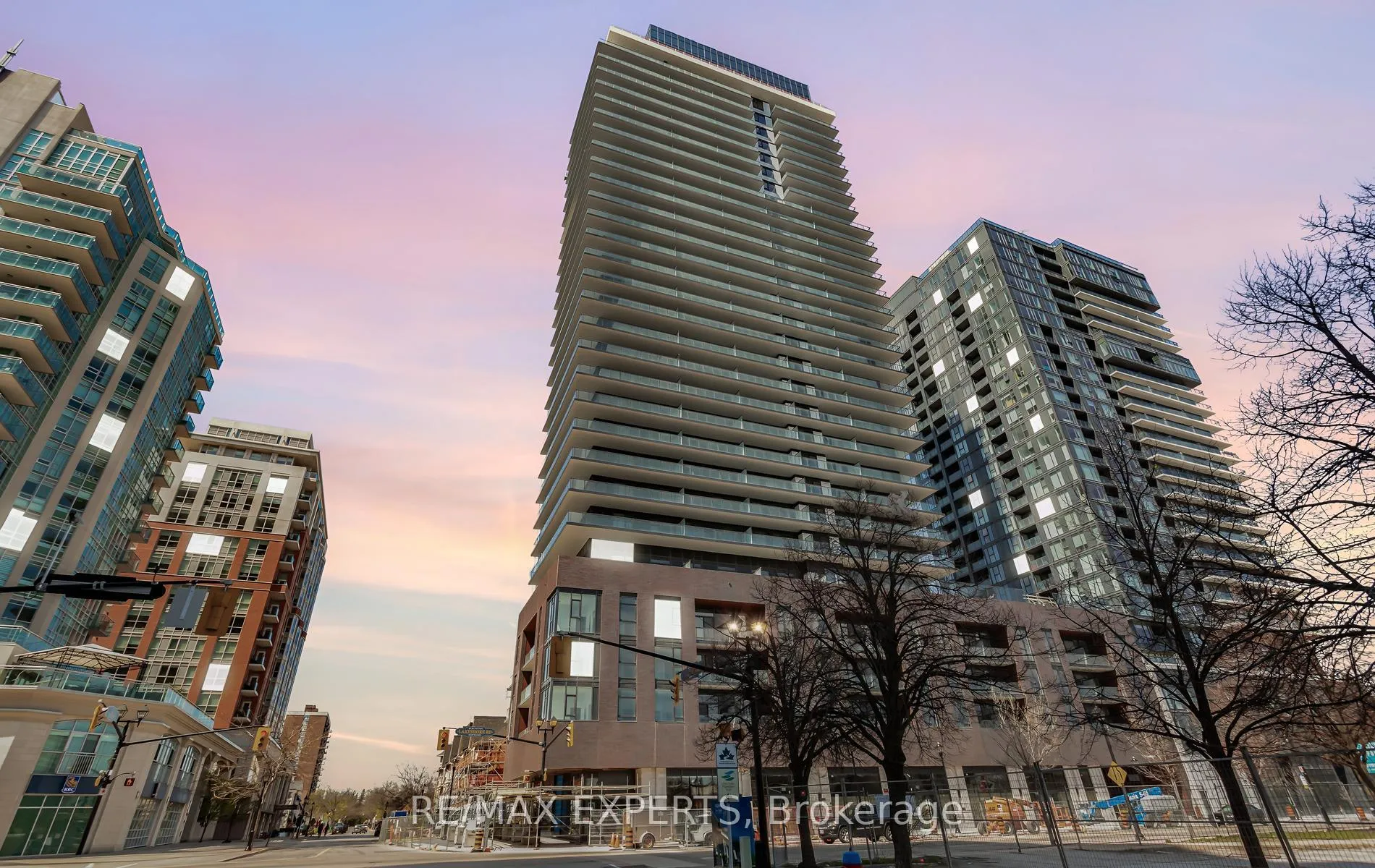 Photo 1 of Unit 910, 2075 Lakeshore Road, Burlington, Brant — HOMEH