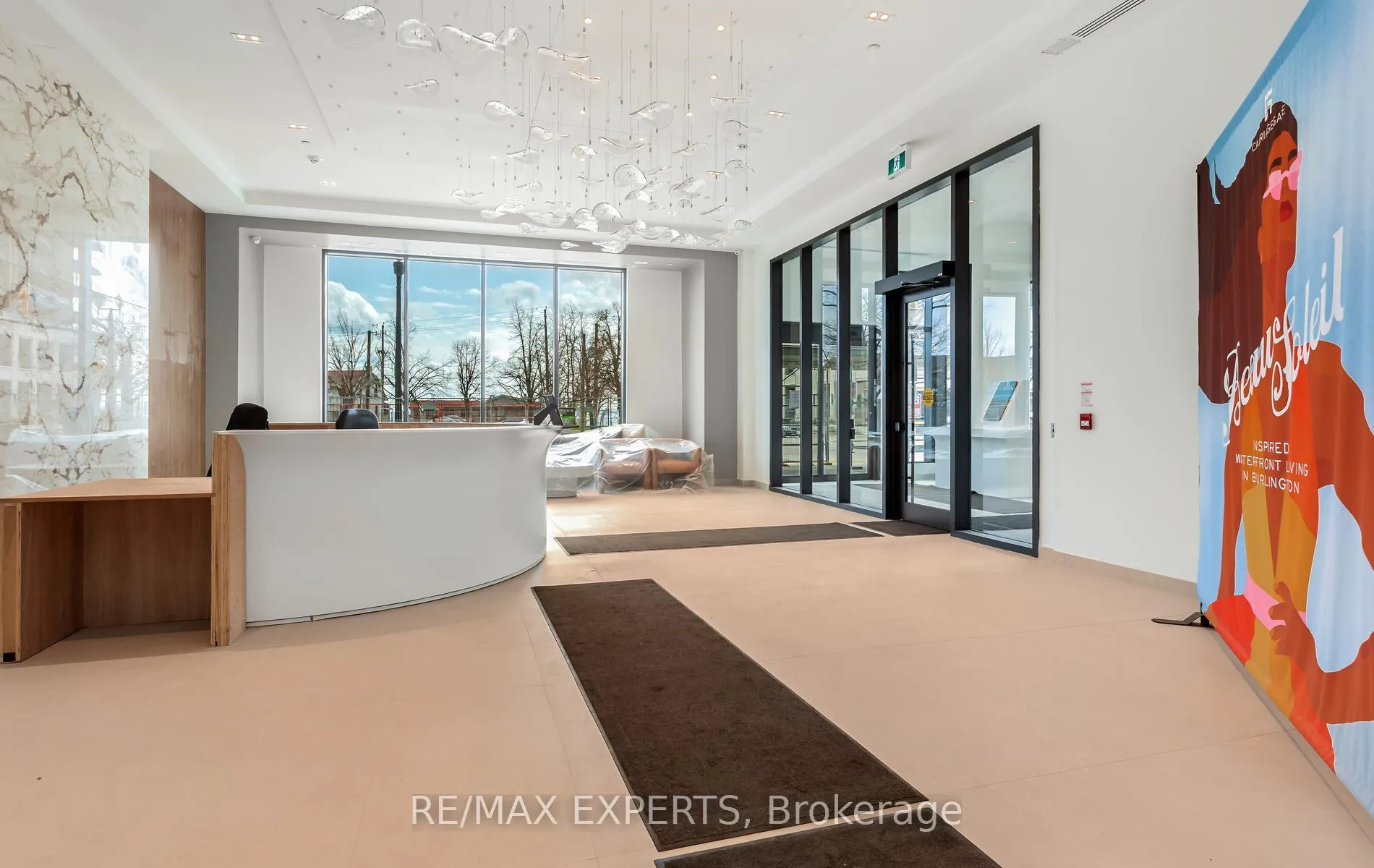 Photo 4 of Unit 910, 2075 Lakeshore Road, Burlington, Brant — HOMEH