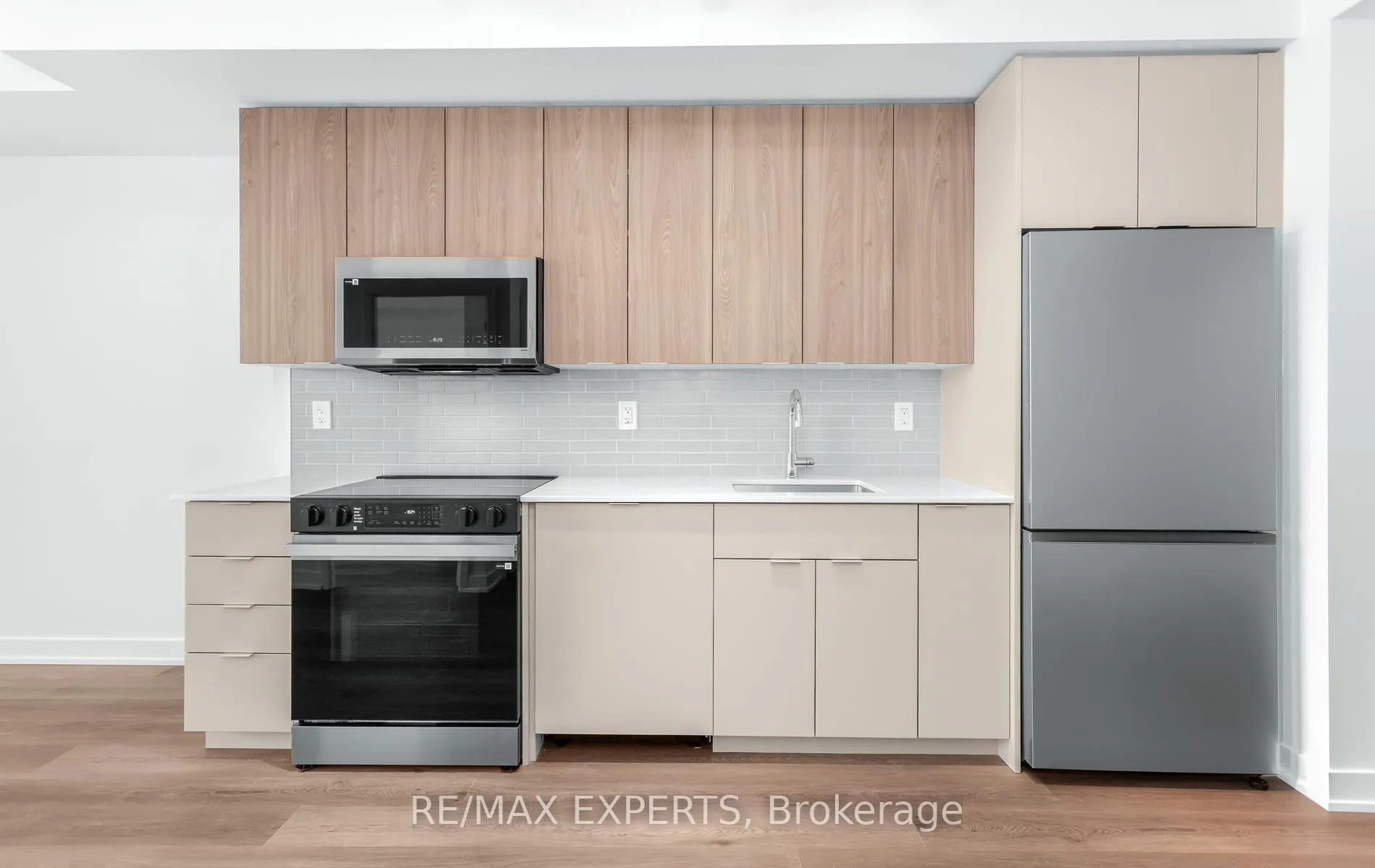 Photo 27 of Unit 910, 2075 Lakeshore Road, Burlington, Brant — HOMEH