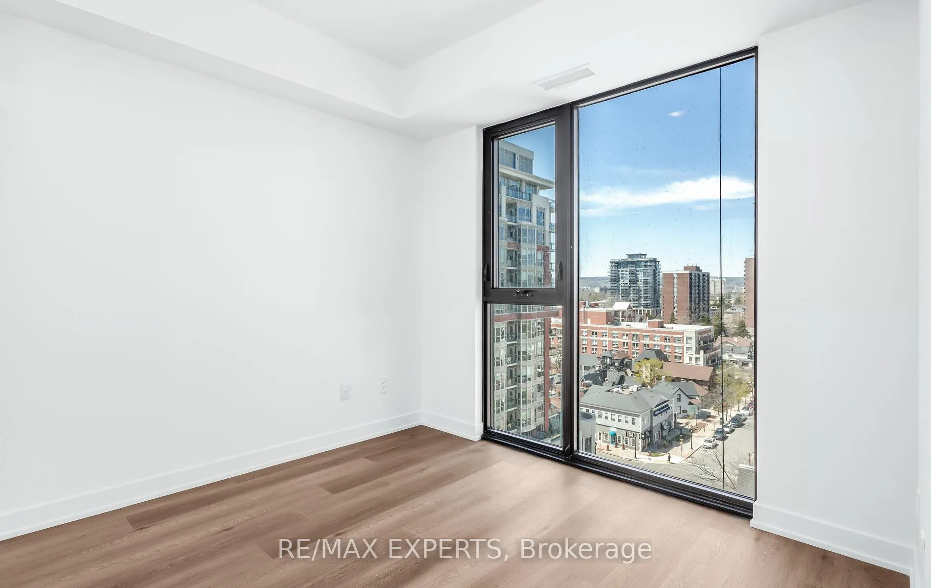 Photo 29 of Unit 910, 2075 Lakeshore Road, Burlington, Brant — HOMEH