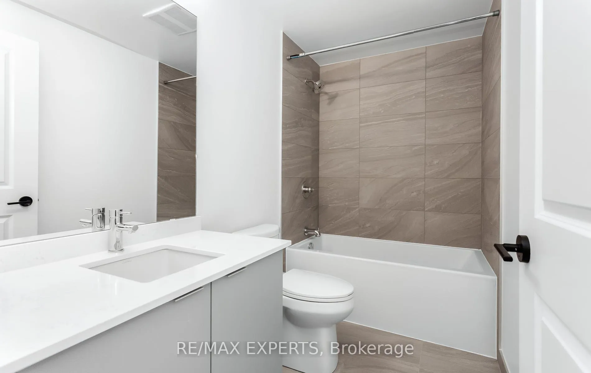 Photo 35 of Unit 910, 2075 Lakeshore Road, Burlington, Brant — HOMEH