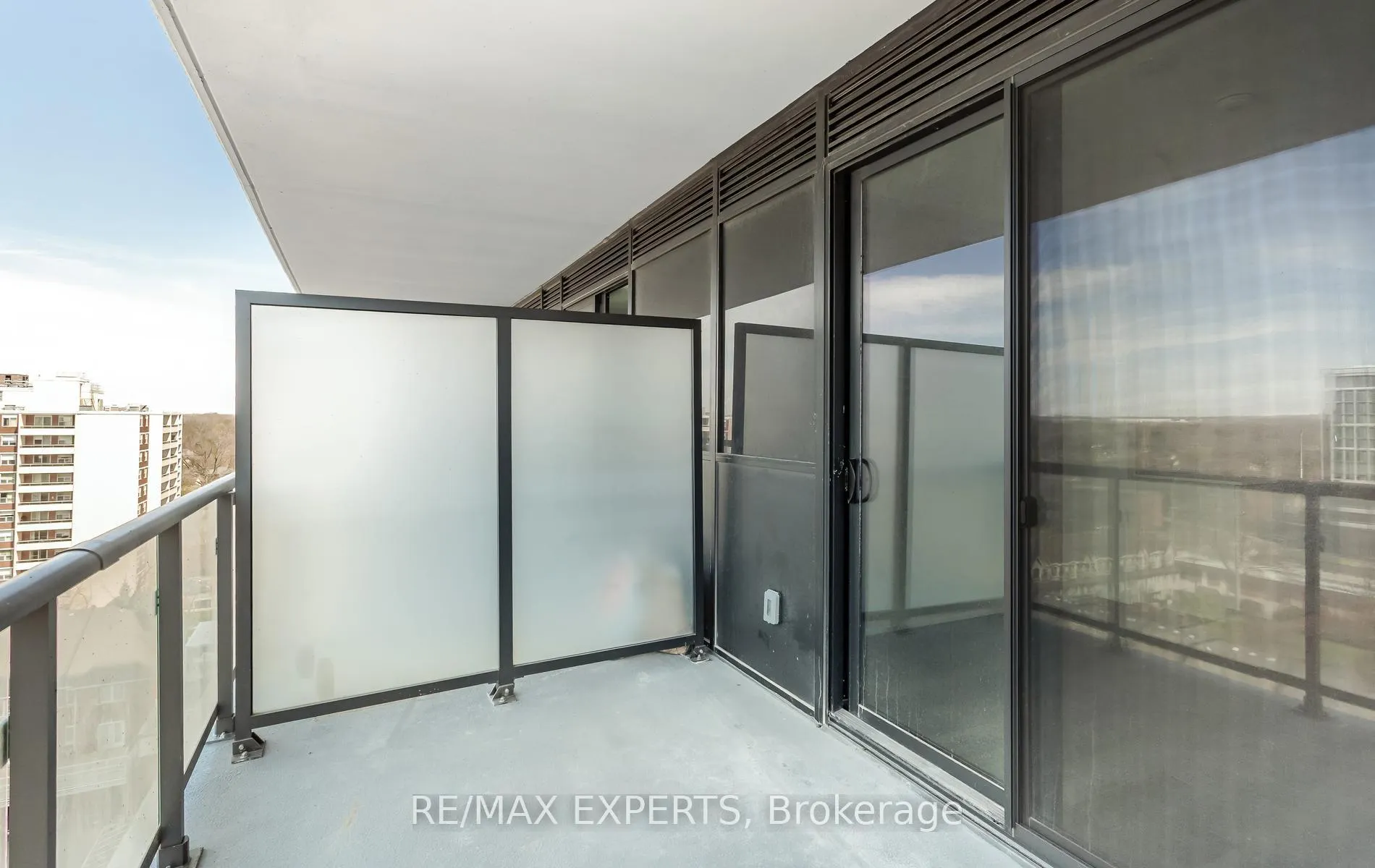 Photo 41 of Unit 910, 2075 Lakeshore Road, Burlington, Brant — HOMEH