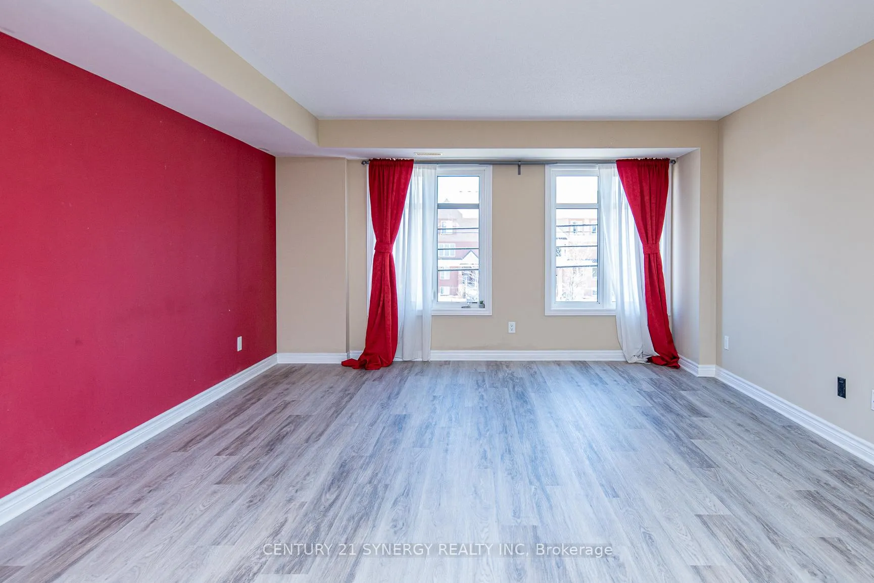 Photo 5 of 2228 Tenth Line Road, Ottawa, Avalon West — HOMEH