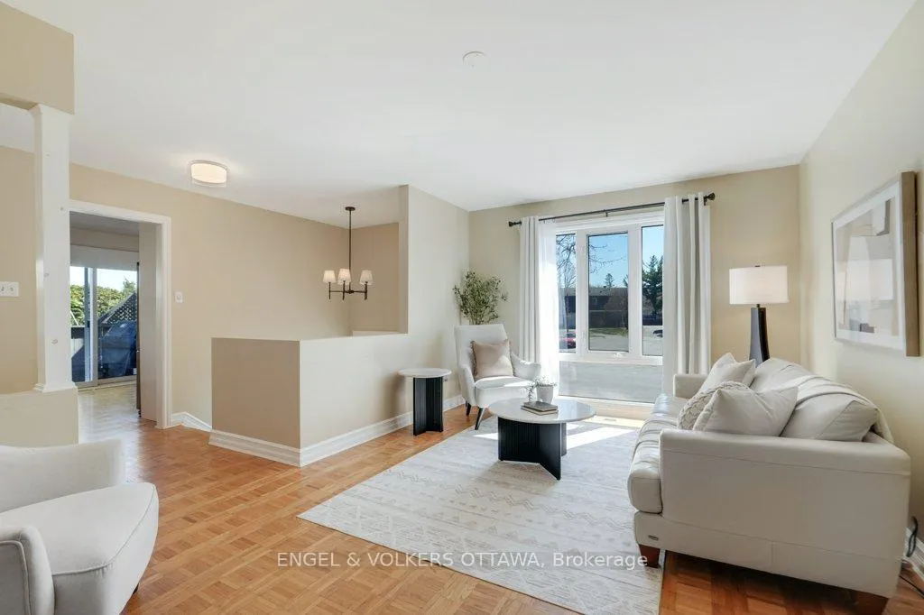 Photo 7 of 3354 Chilliwack Way, Ottawa, Sawmill Creek/Timbermill — HOMEH