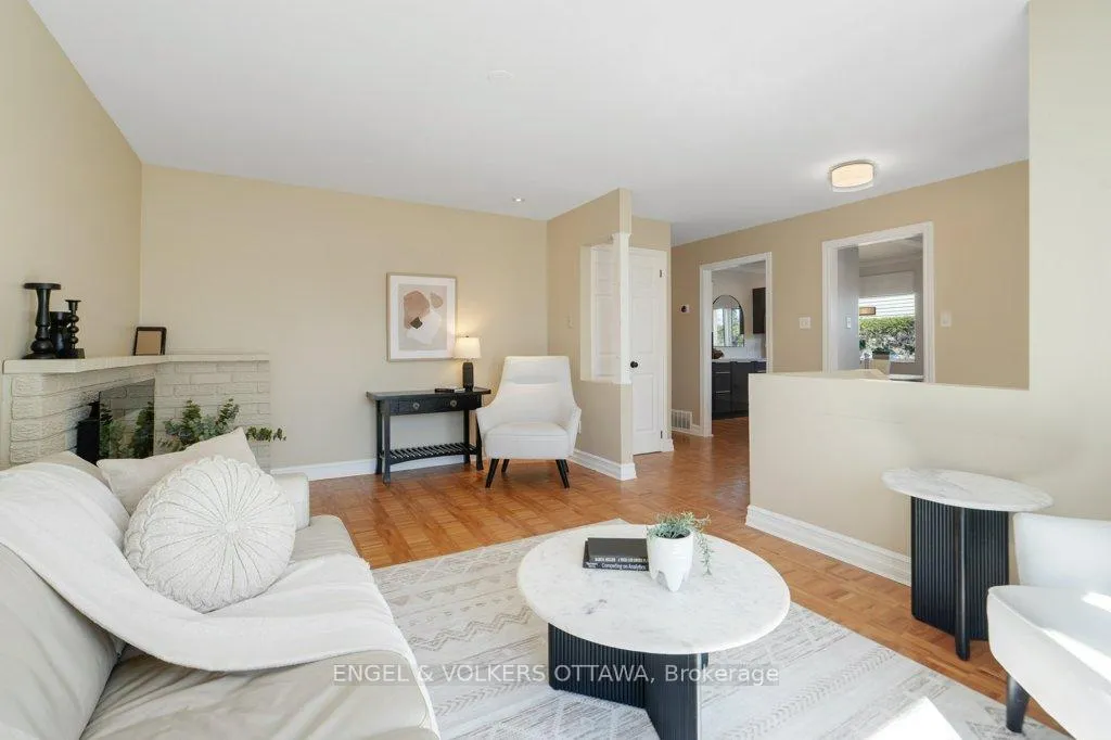 Photo 8 of 3354 Chilliwack Way, Ottawa, Sawmill Creek/Timbermill — HOMEH