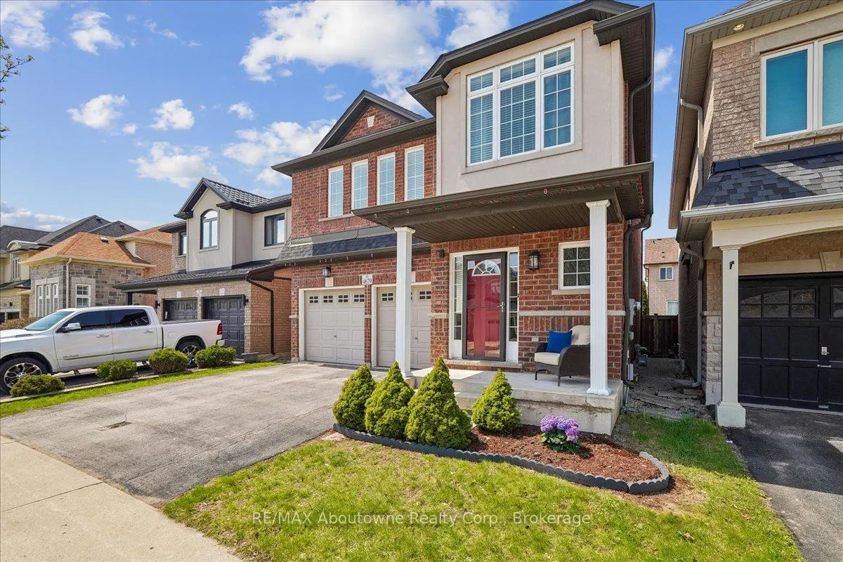 Photo 3 of 4679 Webb Street, Burlington, Alton — HOMEH