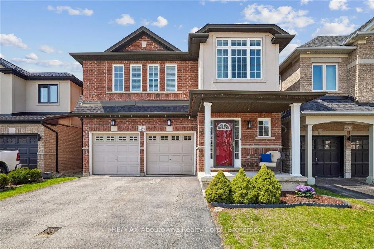 Photo 4 of 4679 Webb Street, Burlington, Alton — HOMEH