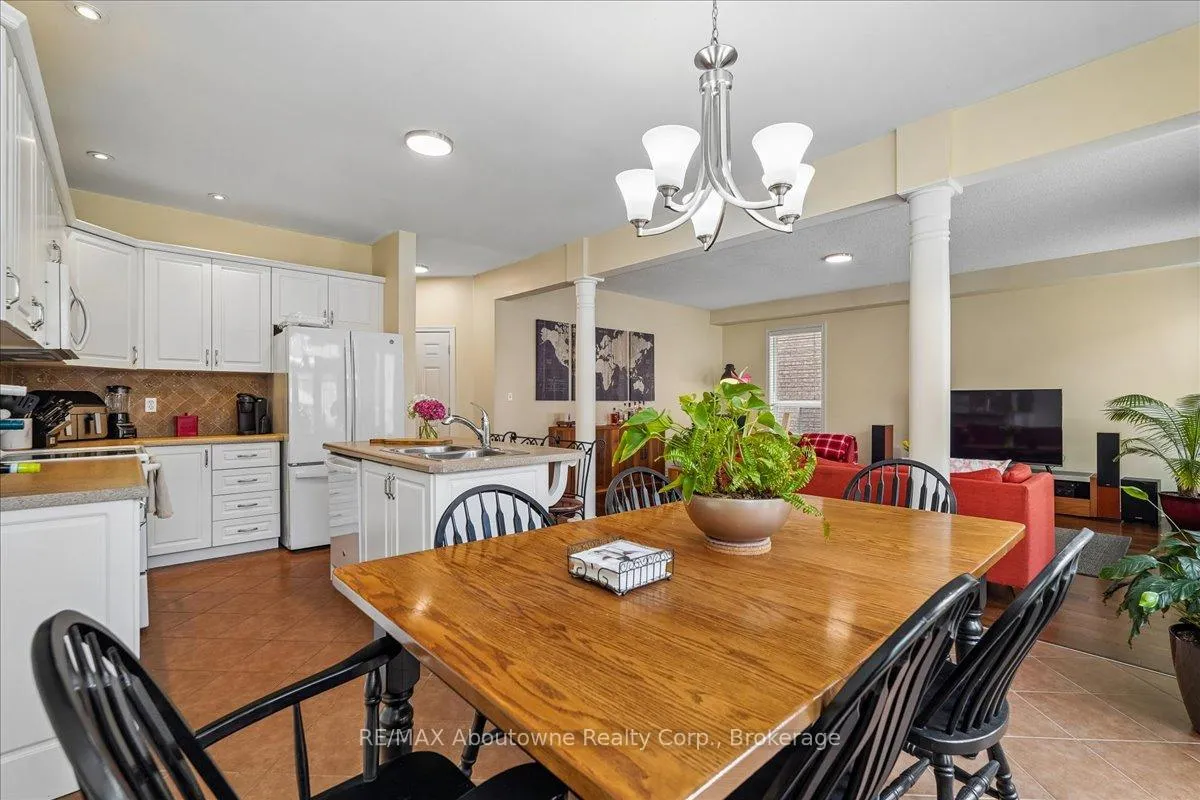 Photo 15 of 4679 Webb Street, Burlington, Alton — HOMEH