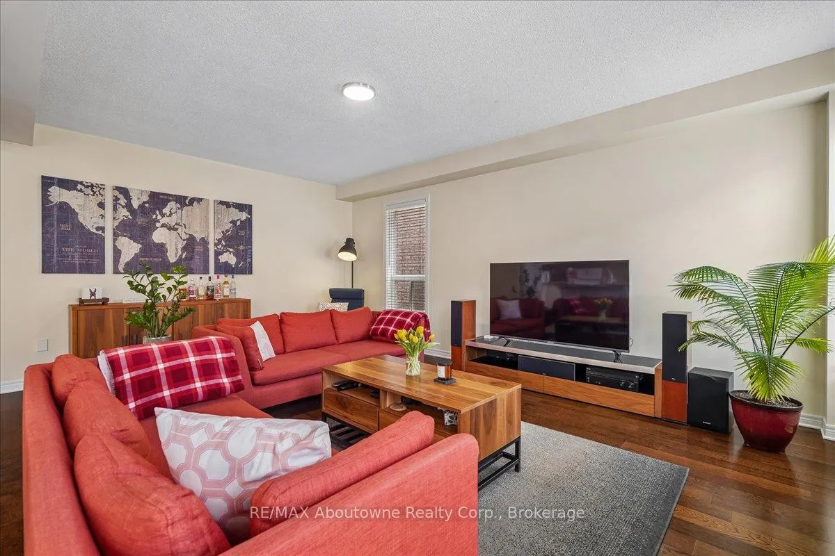 Photo 16 of 4679 Webb Street, Burlington, Alton — HOMEH