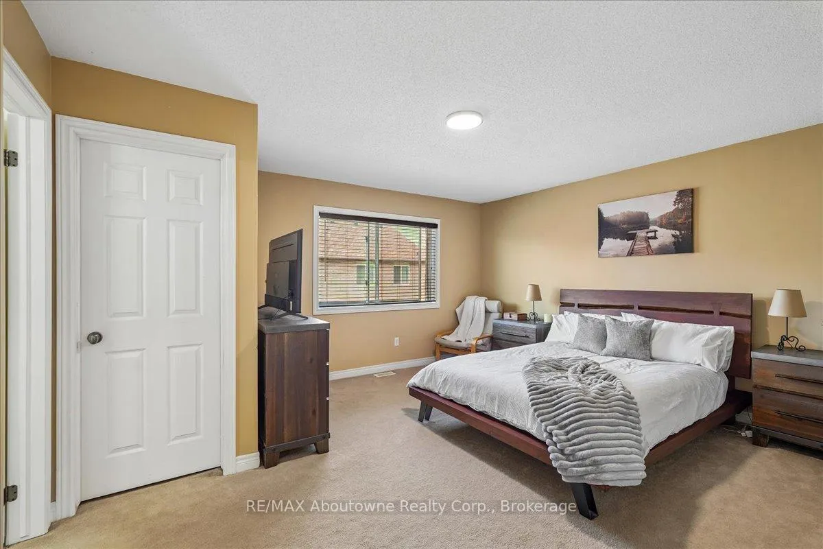 Photo 22 of 4679 Webb Street, Burlington, Alton — HOMEH