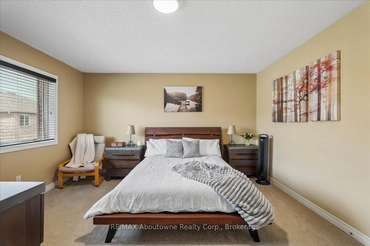 Photo 24 of 4679 Webb Street, Burlington, Alton — HOMEH