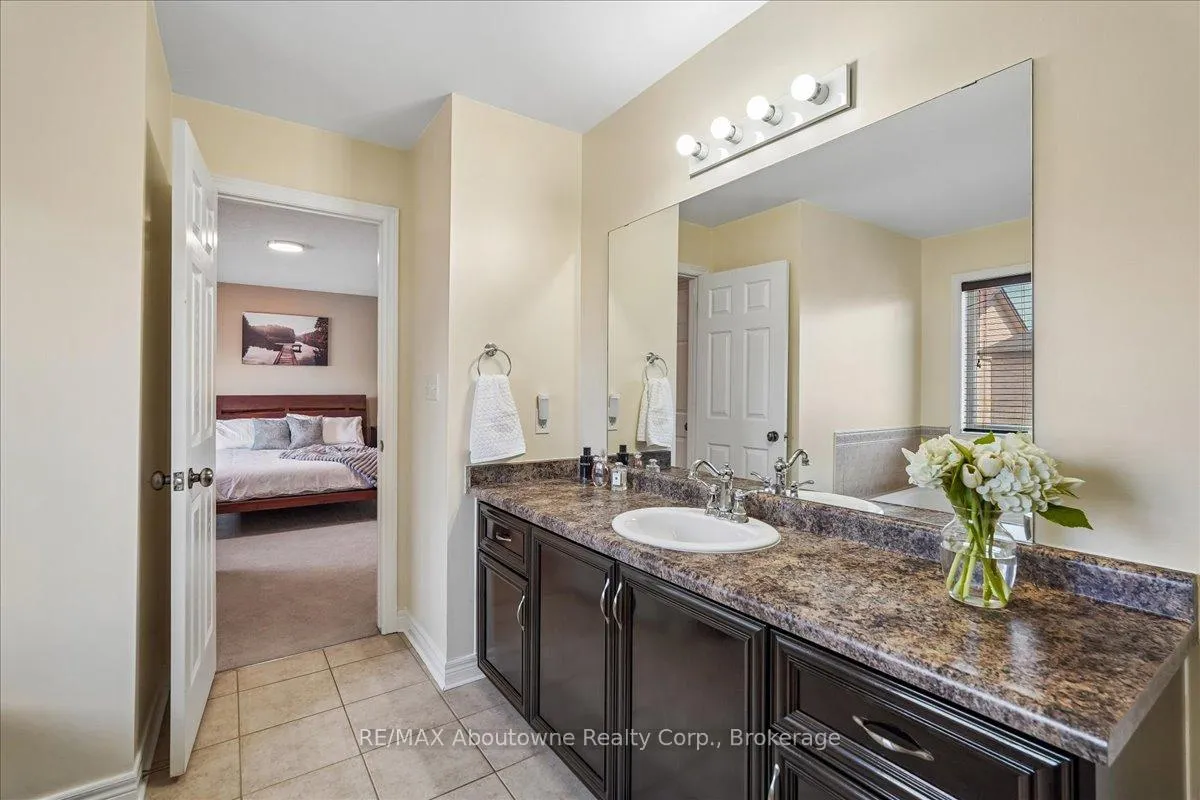 Photo 28 of 4679 Webb Street, Burlington, Alton — HOMEH